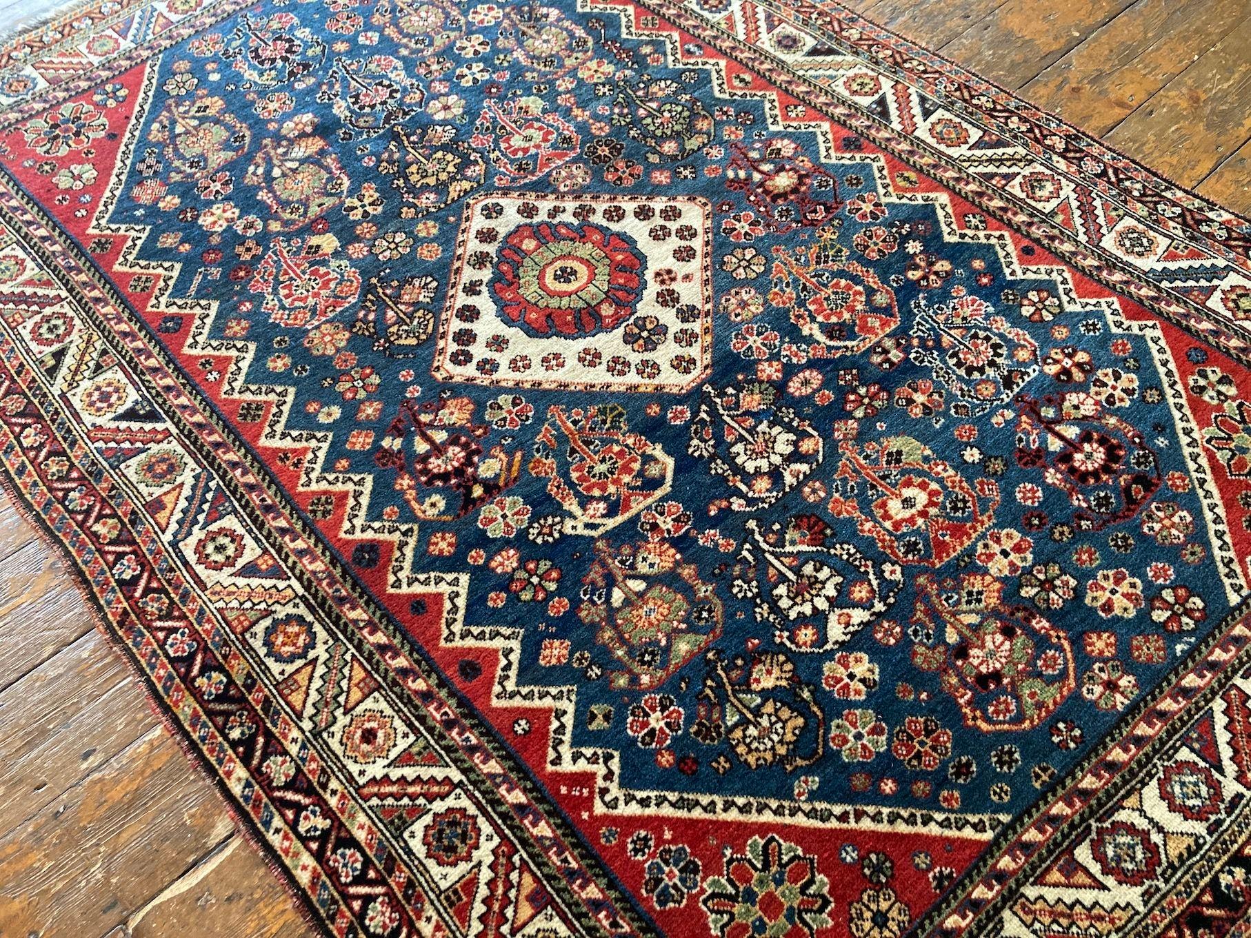 Wool Antique Qashqai Rug 1.86m x 1.27m For Sale