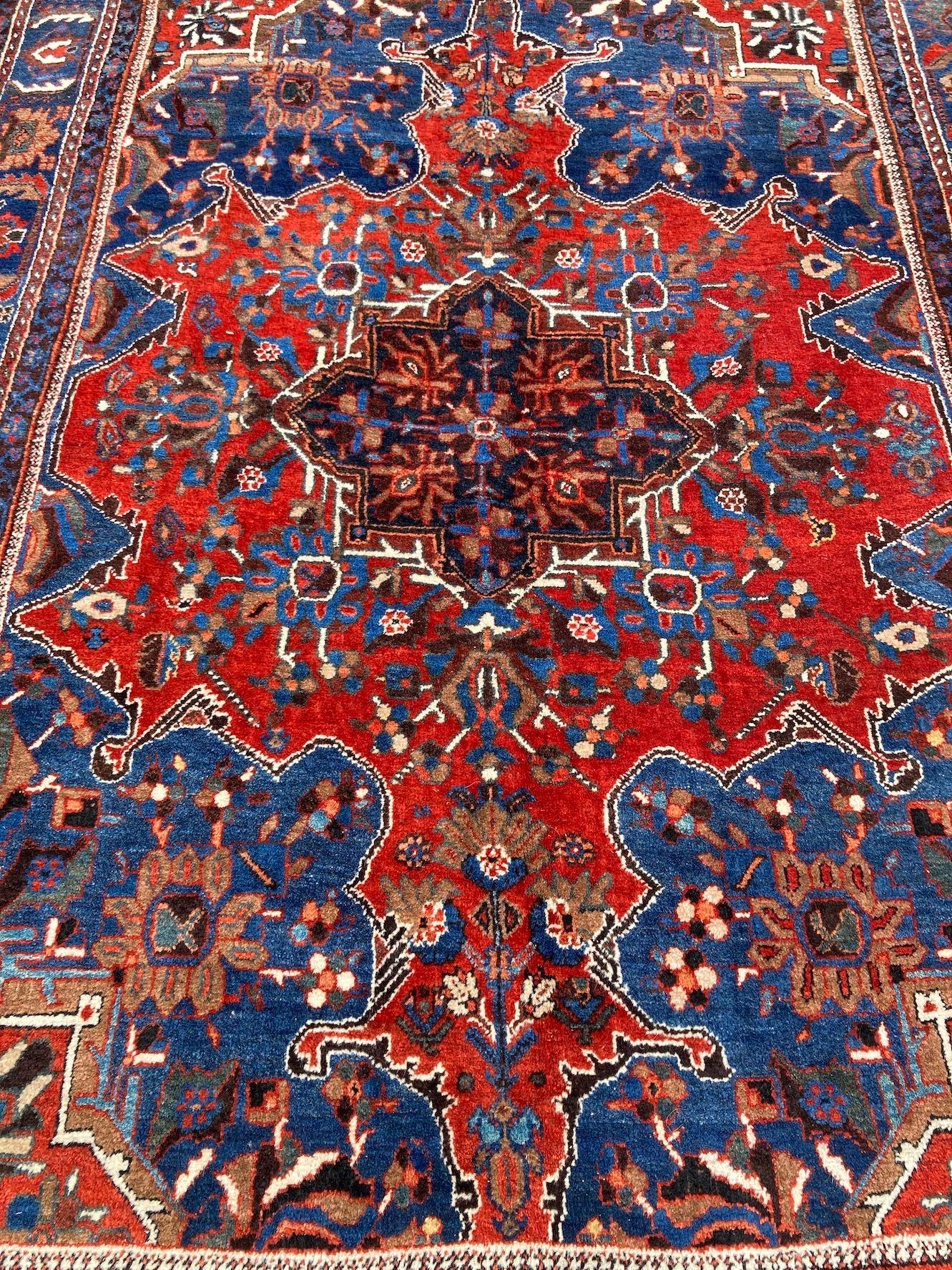 Antiker Qashqai-Teppich, 2,20 m x 1,51 m, antik im Angebot 3