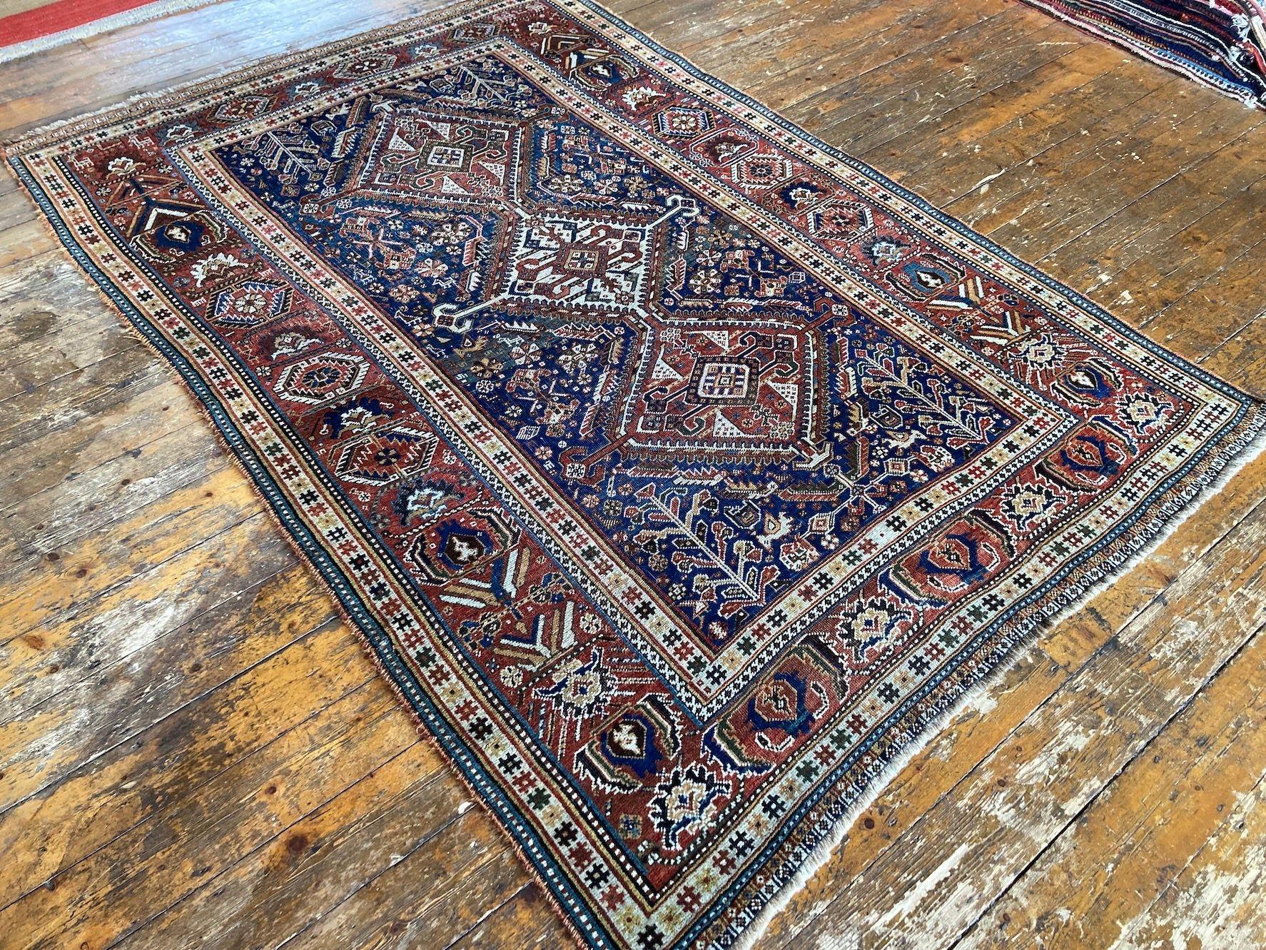 Début du 20ème siècle Tapis ancien Qashqai 2.36m X 1.60 en vente