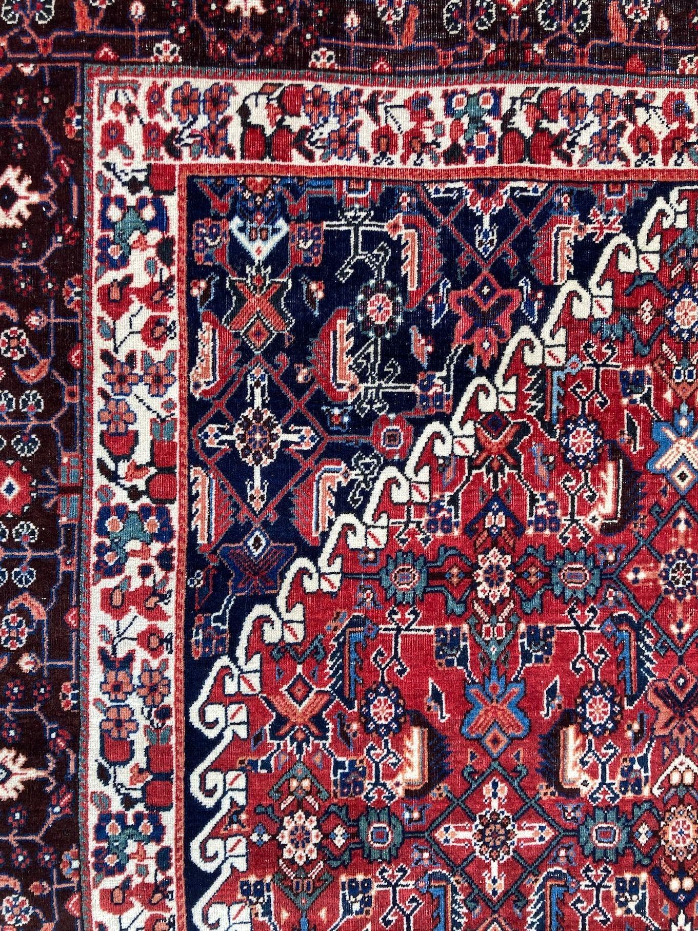 Antique Qashqai Rug 2.61m x 1.65m For Sale 7