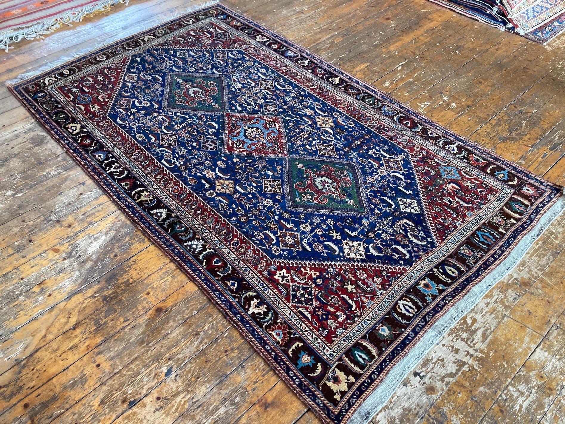 Laine Tapis Qashqai ancien de 2,62 m x 1,57 m en vente