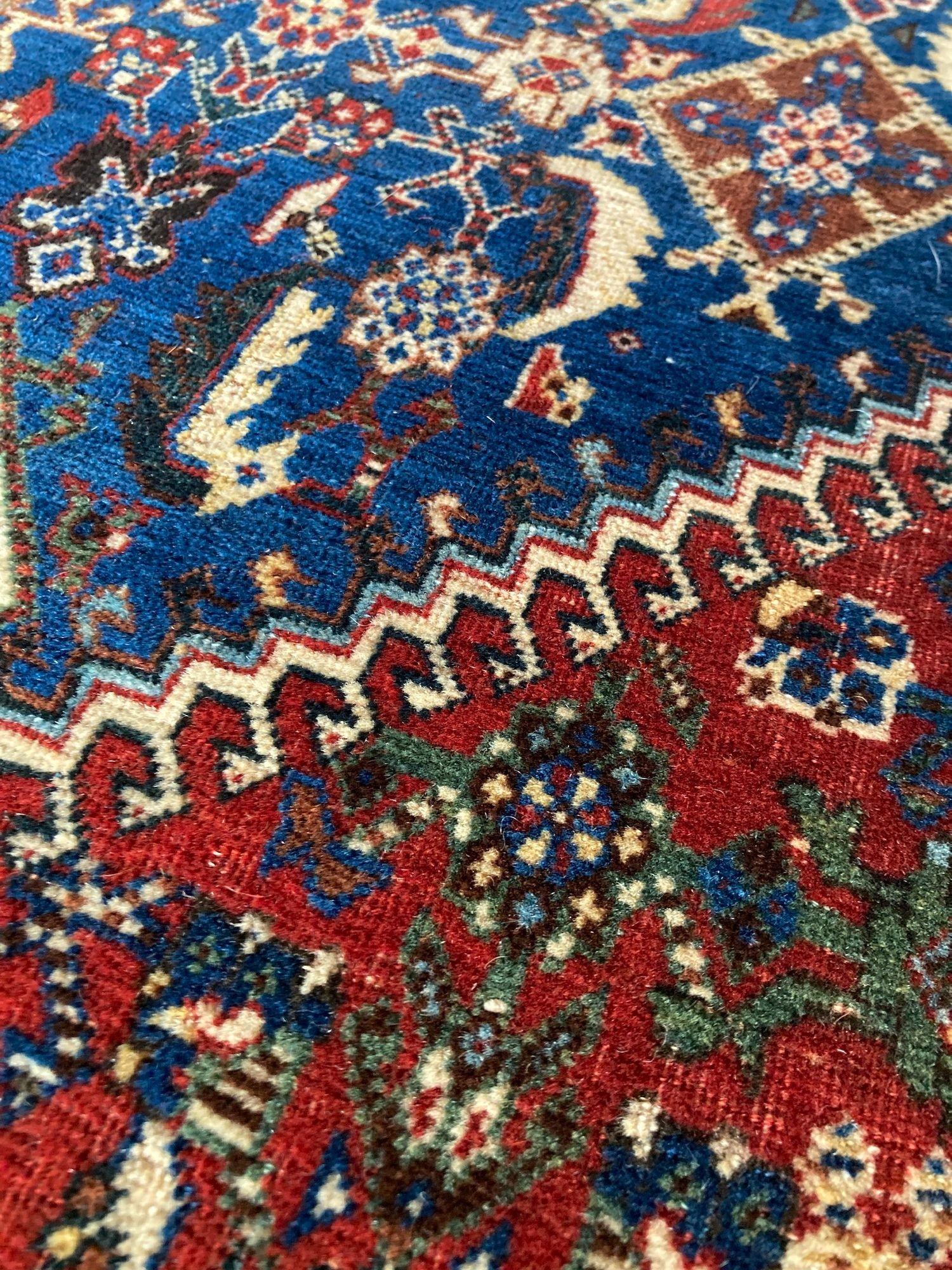 Tapis Qashqai ancien de 2,62 m x 1,57 m en vente 4