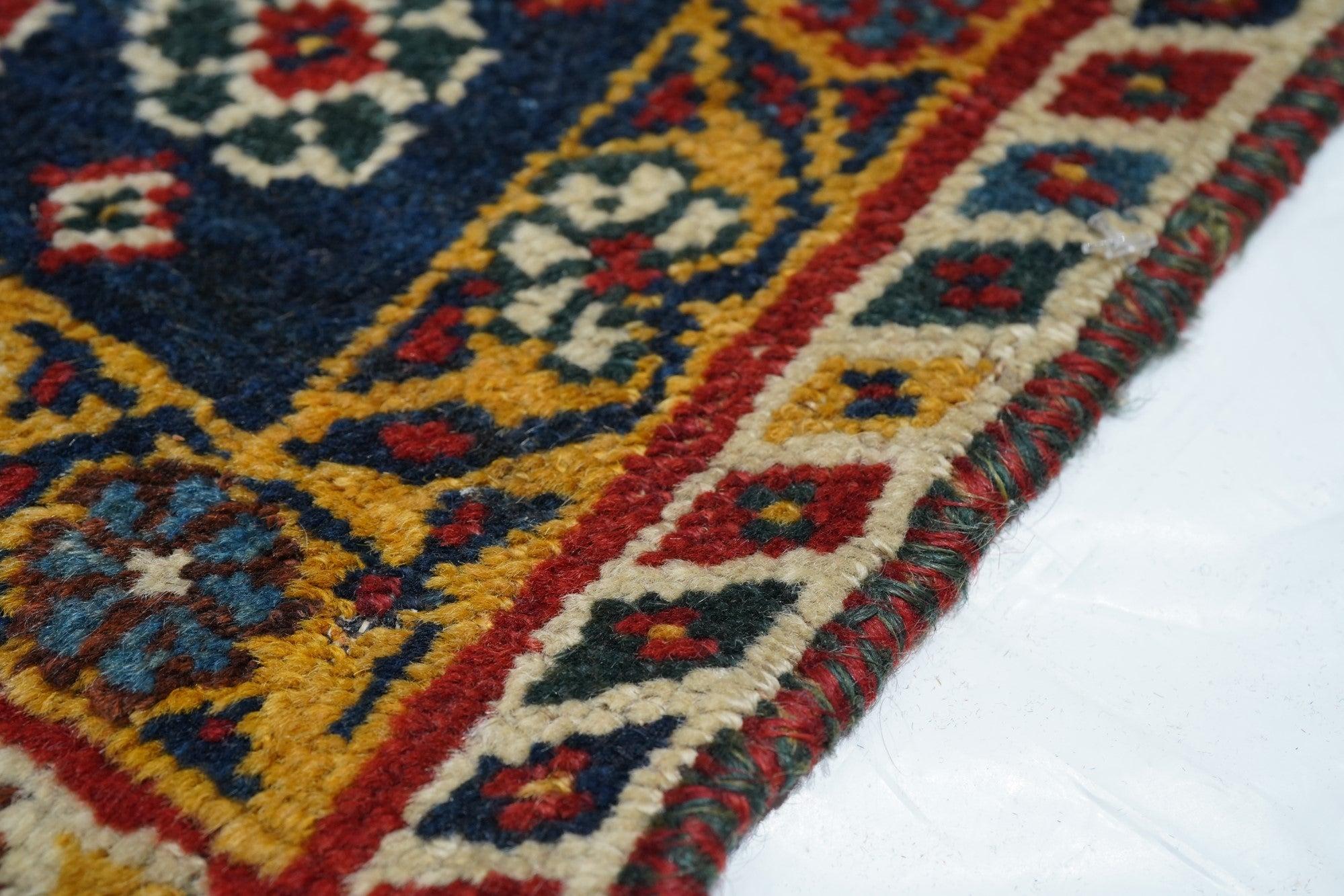 Early 20th Century Antique Qashqai Rug 3'10'' x 7'1'' For Sale