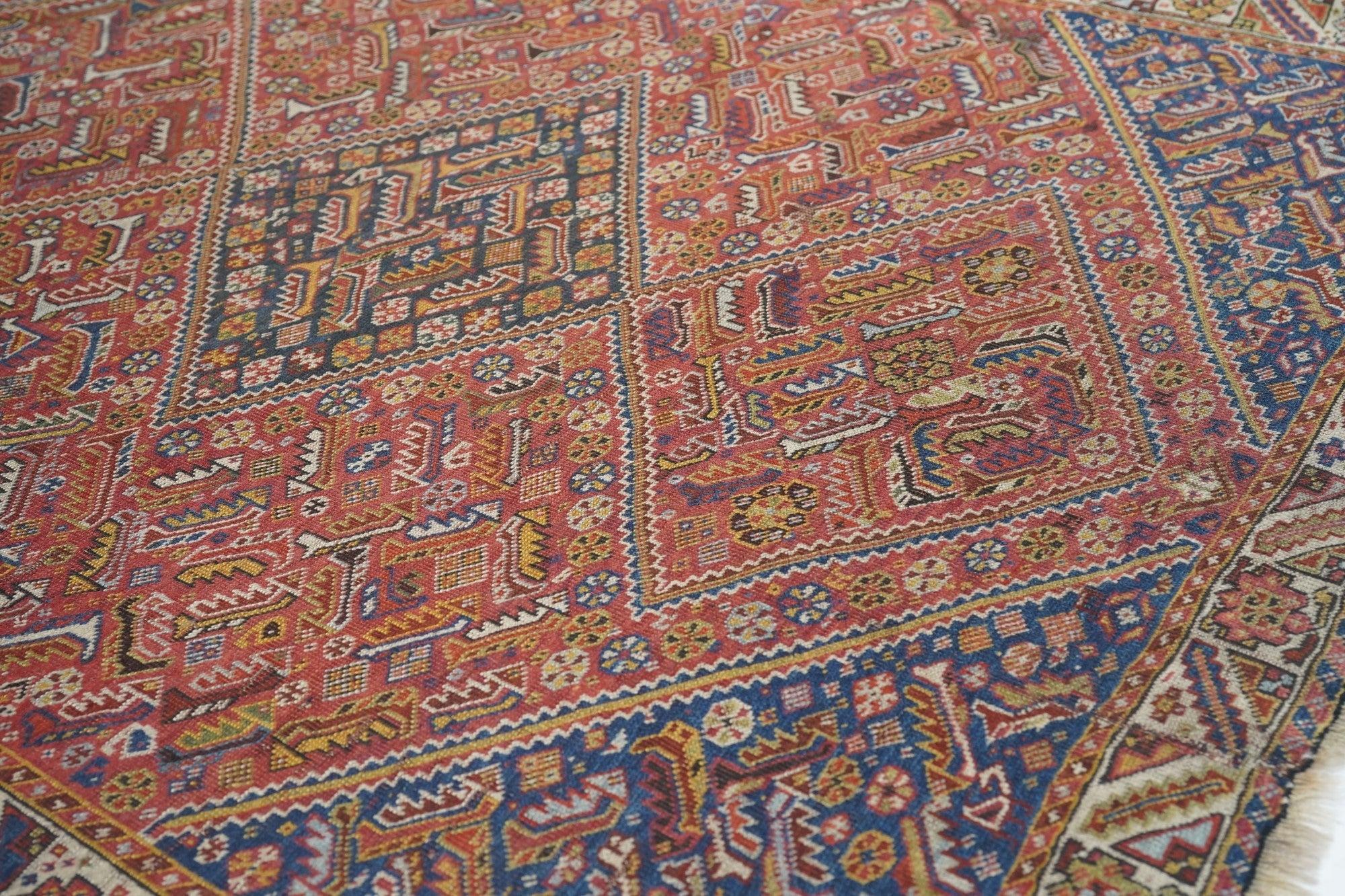 XX secolo Tappeto antico Qashqai 4'2'' x 5'2'' in vendita