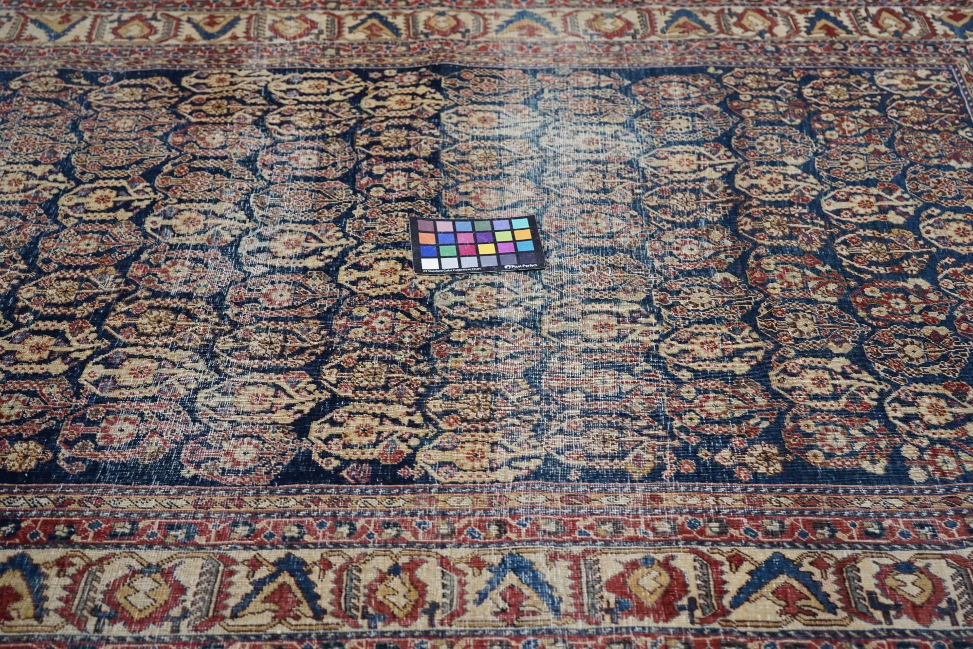 Antique Qashqai Rug For Sale 4