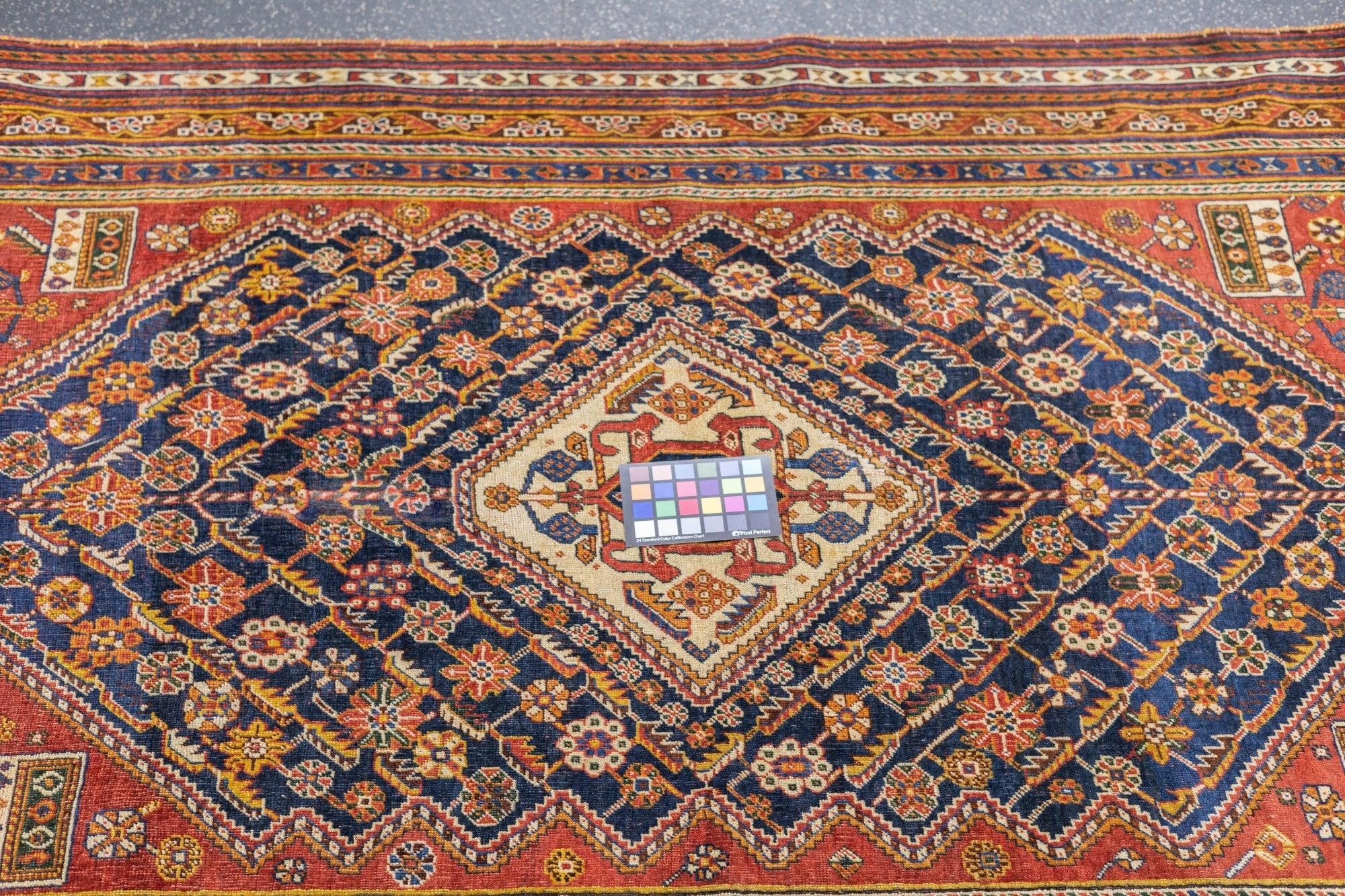 Tappeto antico Qashqai 4'7'' x 7'2'' in vendita 4