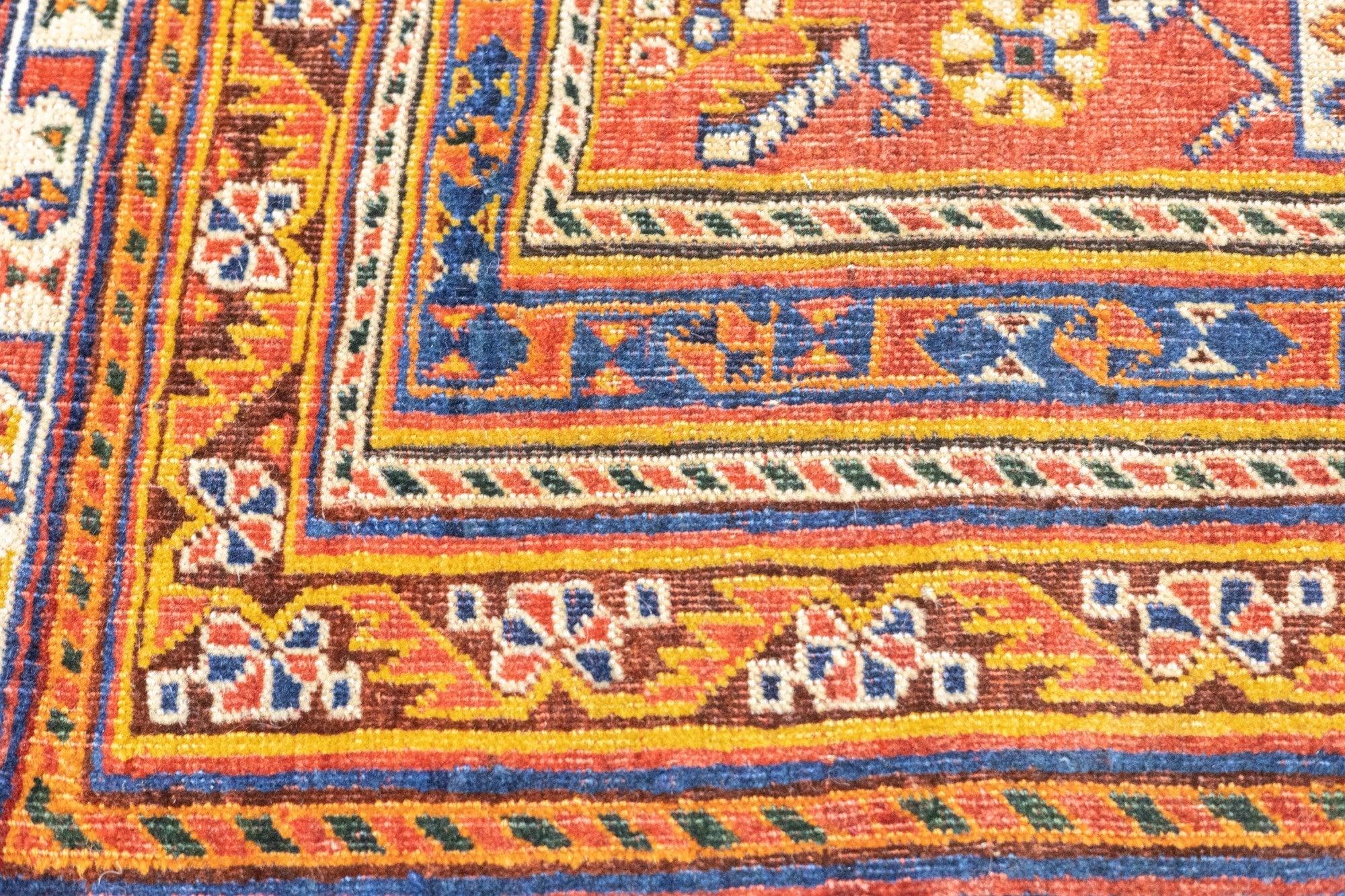 Tappeto antico Qashqai 4'7'' x 7'2'' in vendita 1