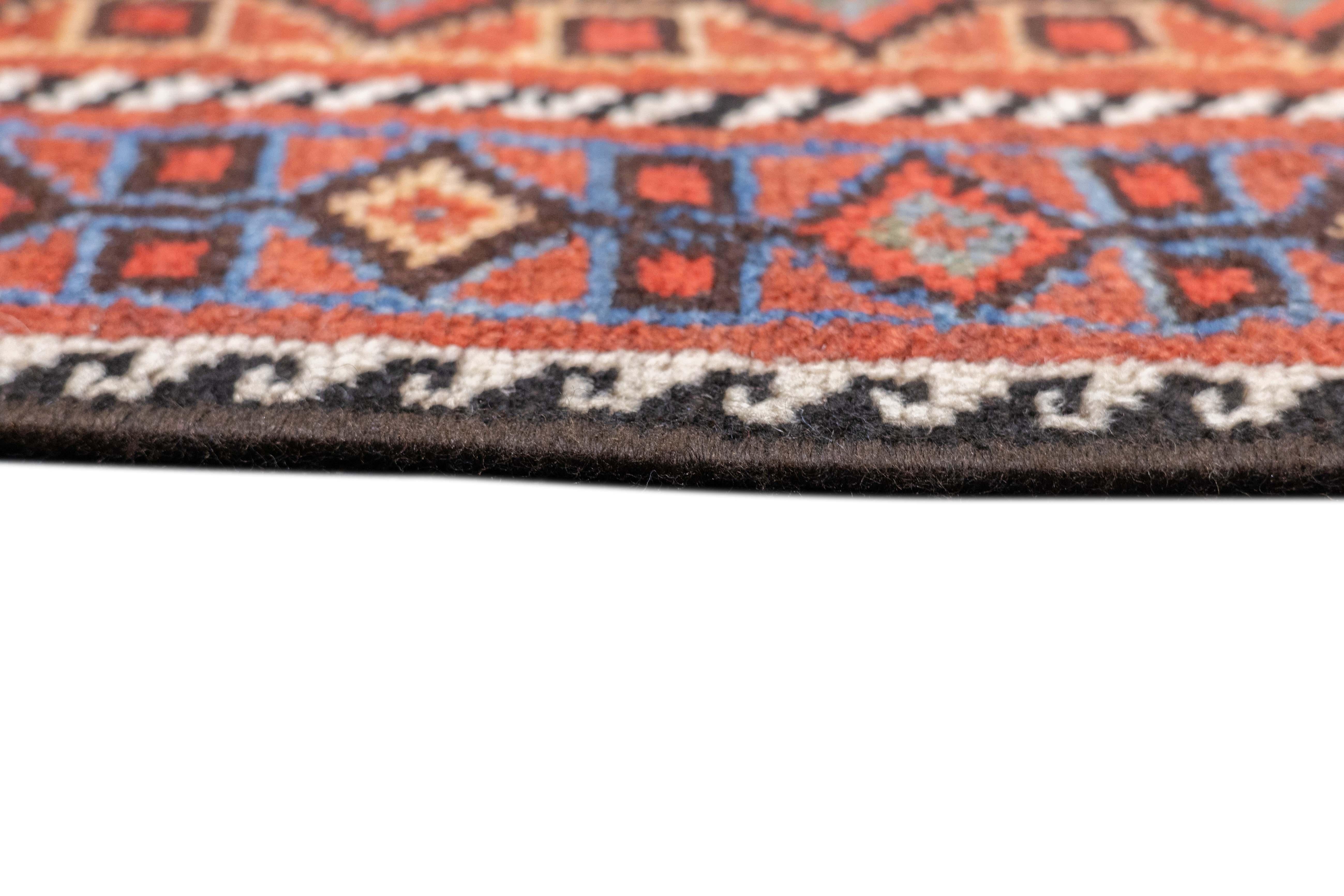 Antiker Qashqai-Teppich 5'9'' x 11'8'' im Zustand „Gut“ im Angebot in New York, NY