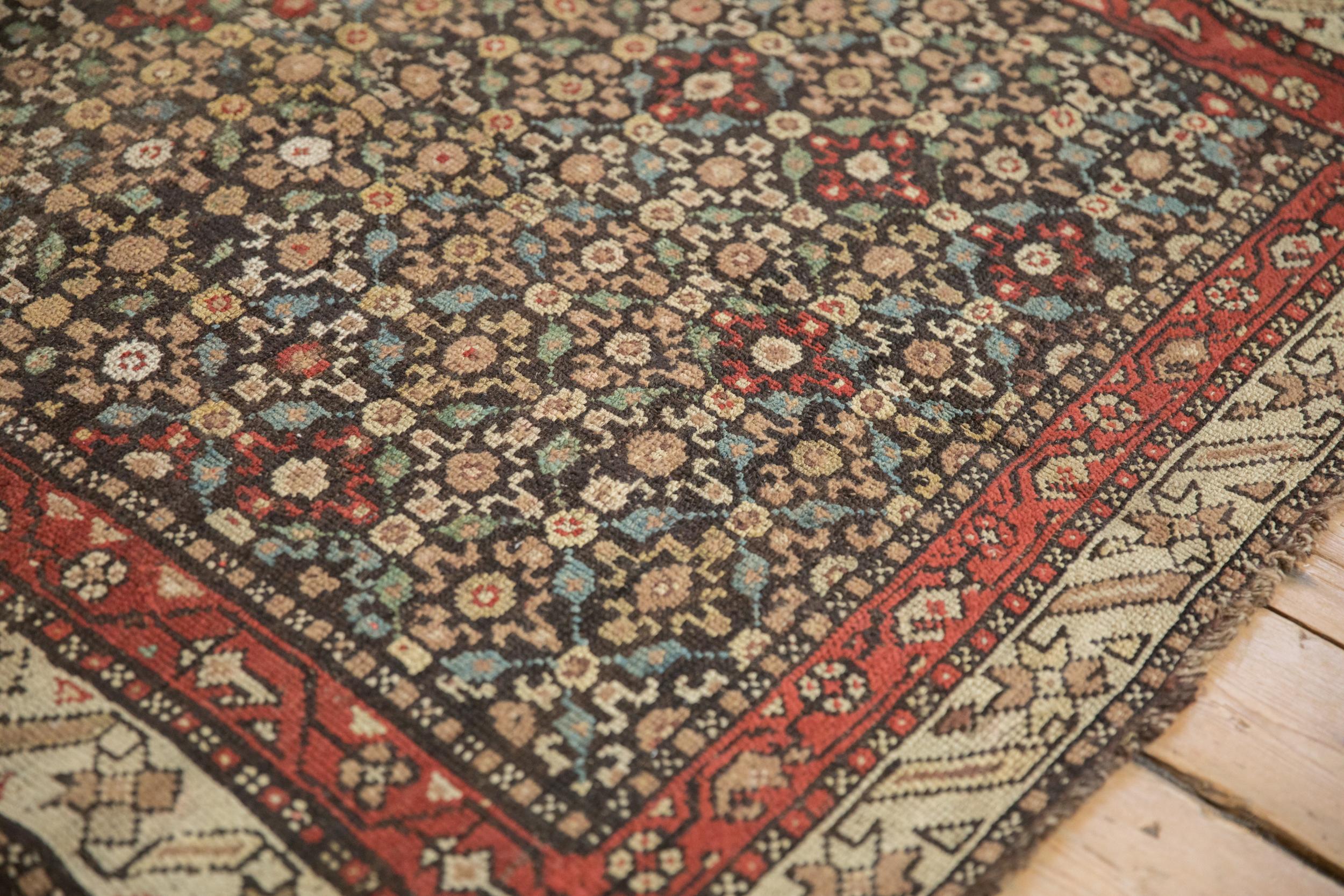 Antiker Gaschgai-Teppich Läufer (Handgeknüpft) im Angebot