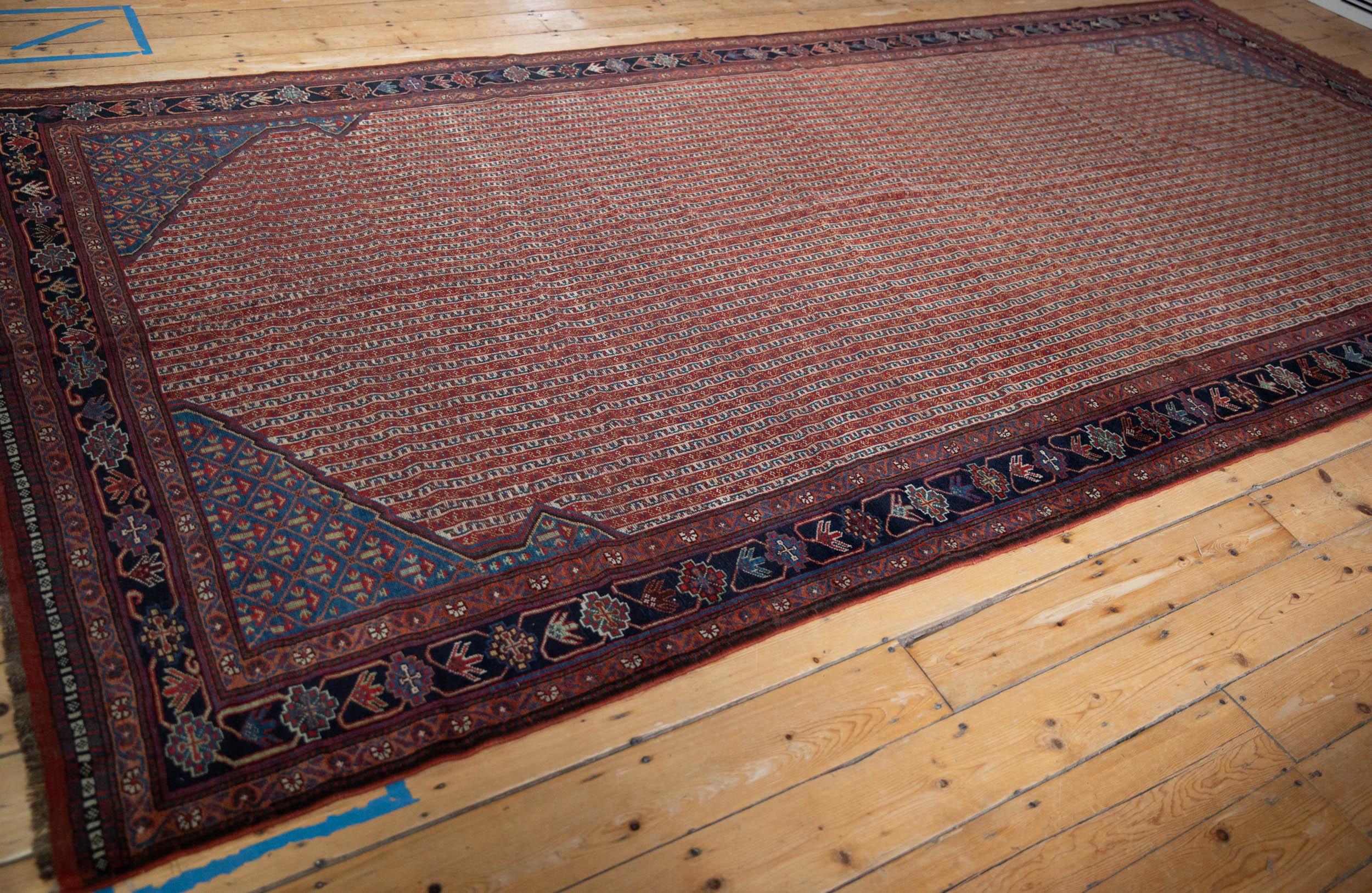 Antique Qashqai Rug Runner In Good Condition For Sale In Katonah, NY