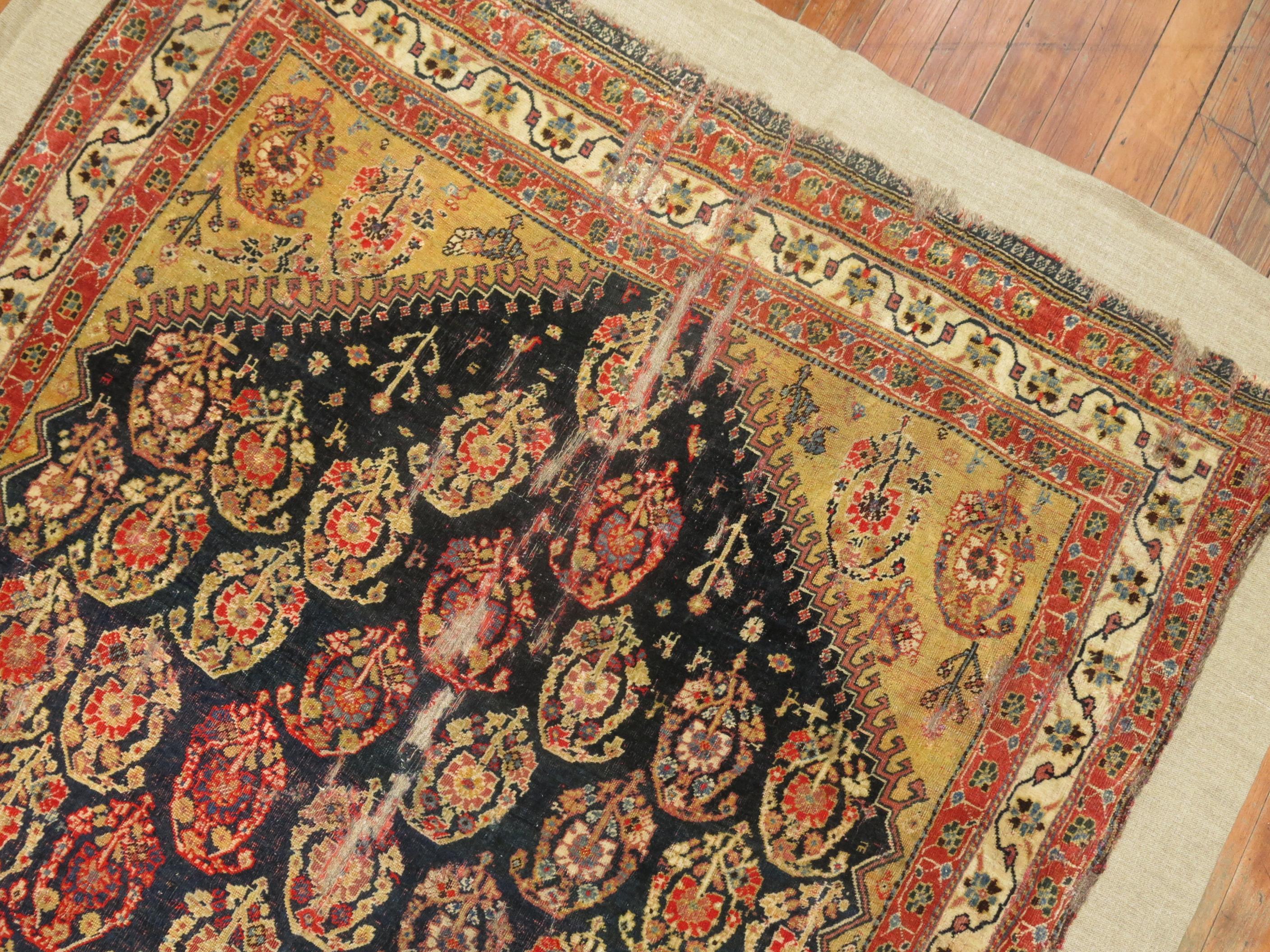 Alfombra antigua Qashqai cosida sobre lino en venta 2
