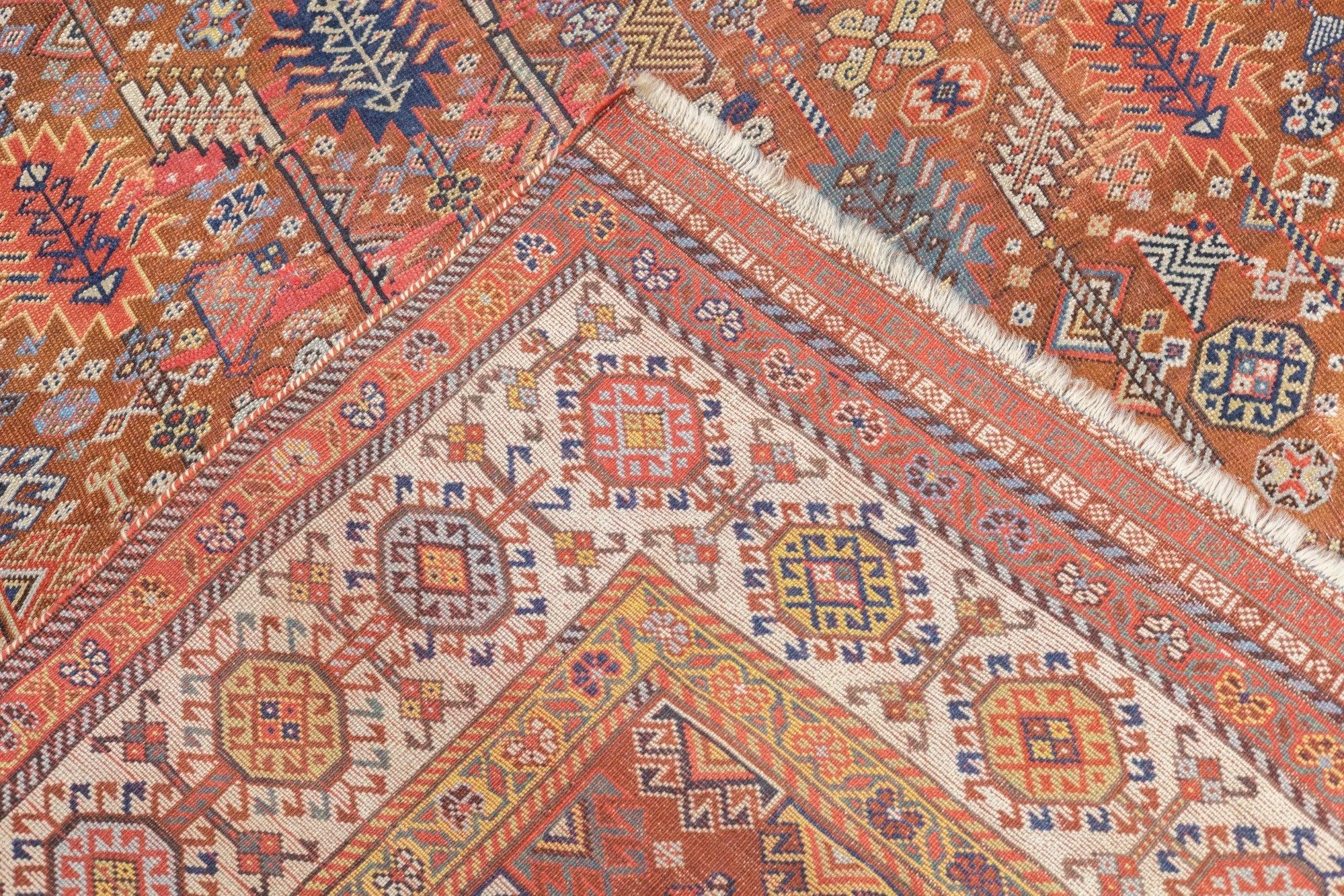 Tapis Antiquities Qashqai Shekarlou 5'8'' x 7'7'' en vente 7