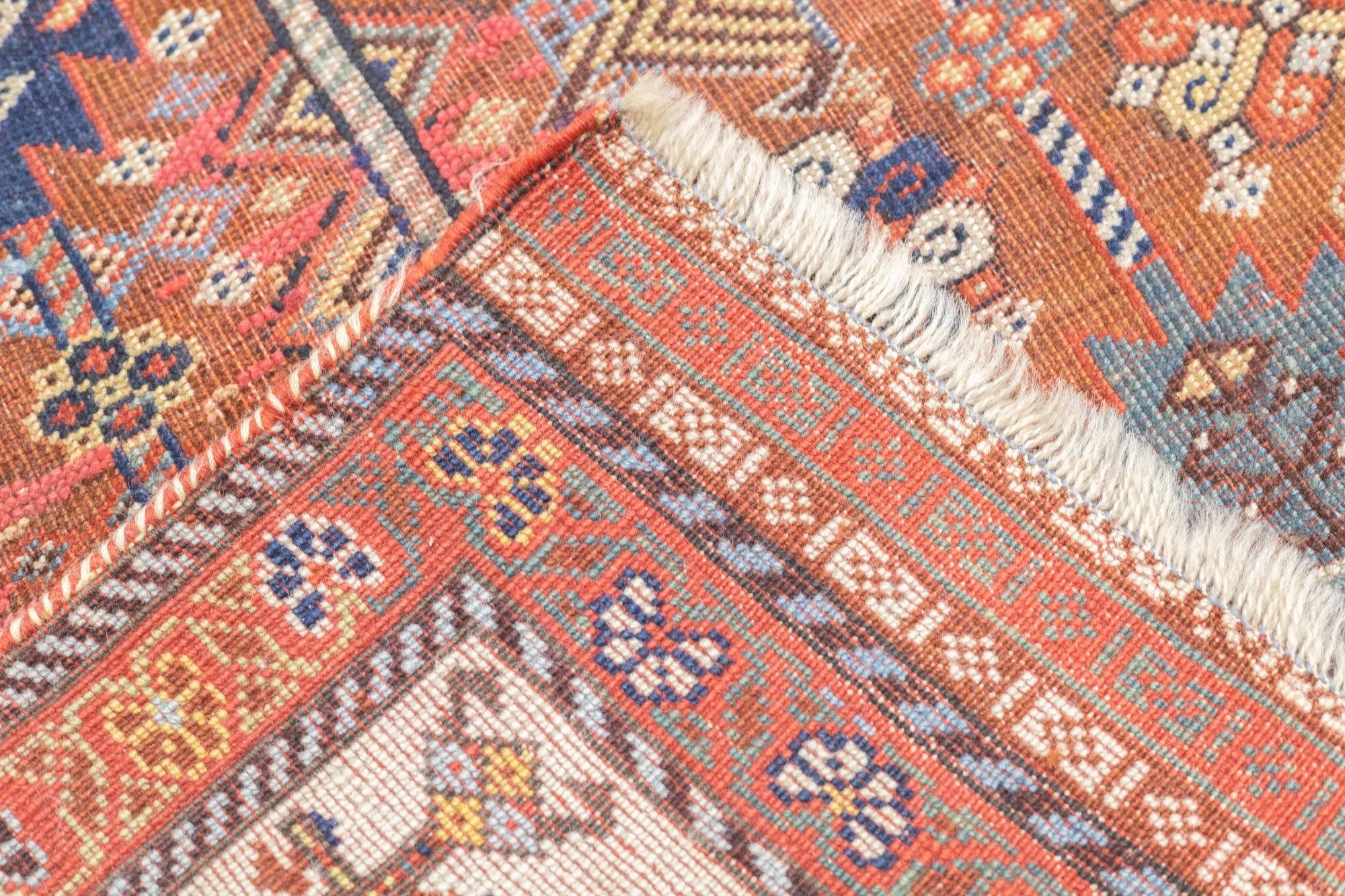 Tapis Antiquities Qashqai Shekarlou 5'8'' x 7'7'' en vente 8