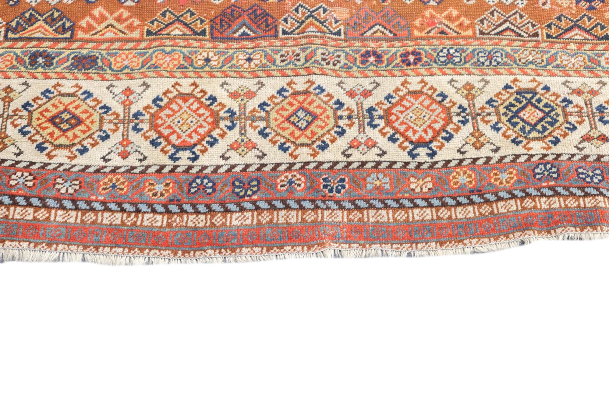 Tapis Antiquities Qashqai Shekarlou 5'8'' x 7'7'' Bon état - En vente à New York, NY