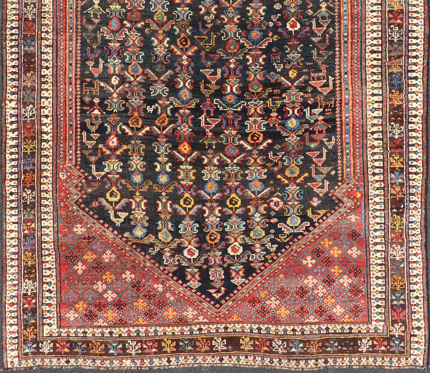 Antique Qashqai Tribal Rug With Medallion in Blue and Red 5'7 x 8'10 For Sale 5