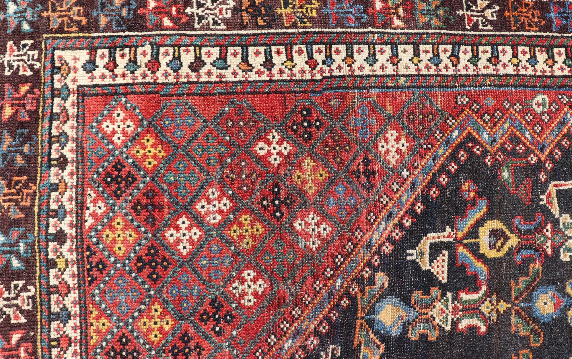 Antique Qashqai Tribal Rug With Medallion in Blue and Red 5'7 x 8'10 In Excellent Condition For Sale In Atlanta, GA