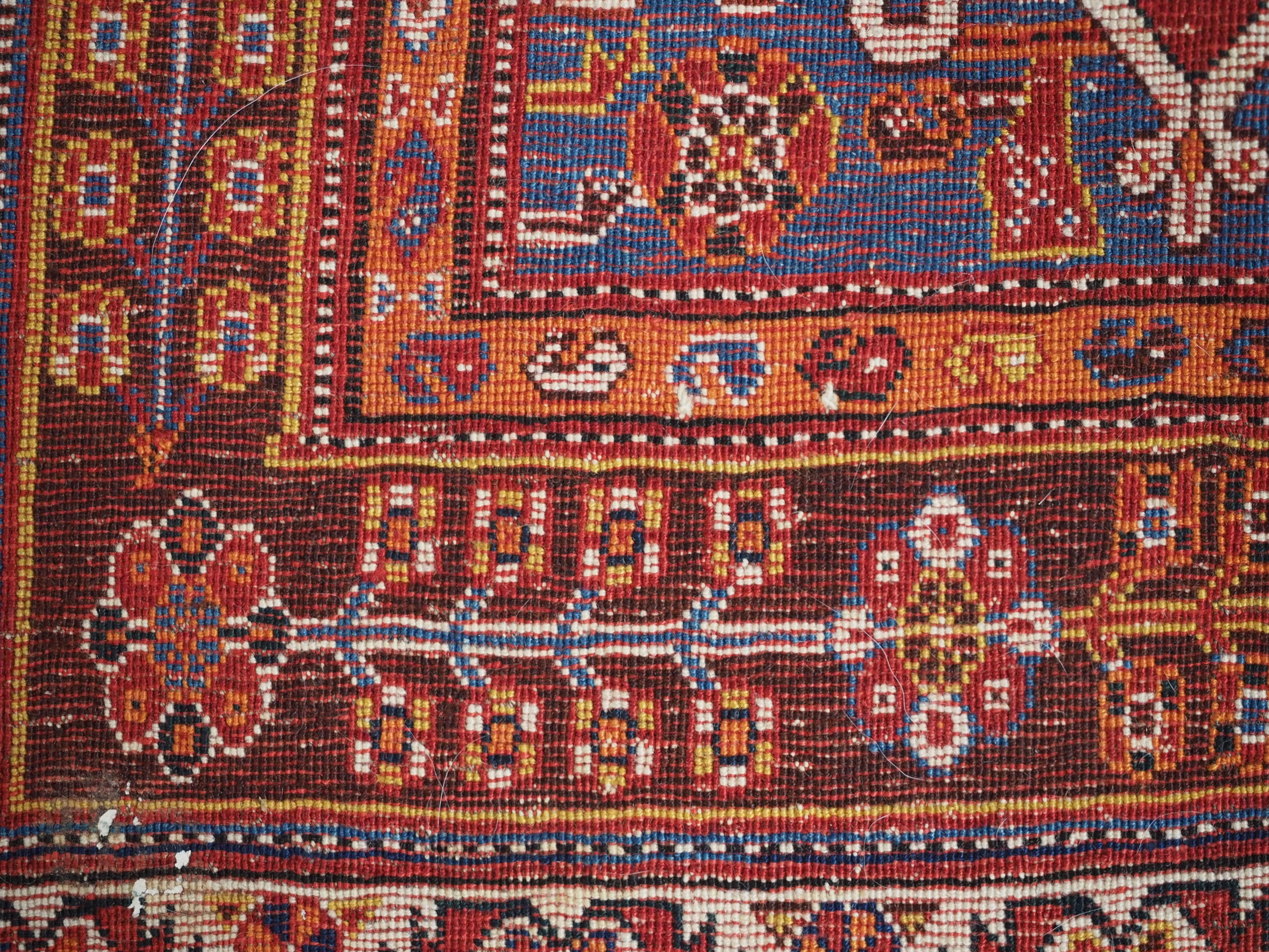Antique Qashqai tribal rug with small central medallion.  Circa 1890. For Sale 10