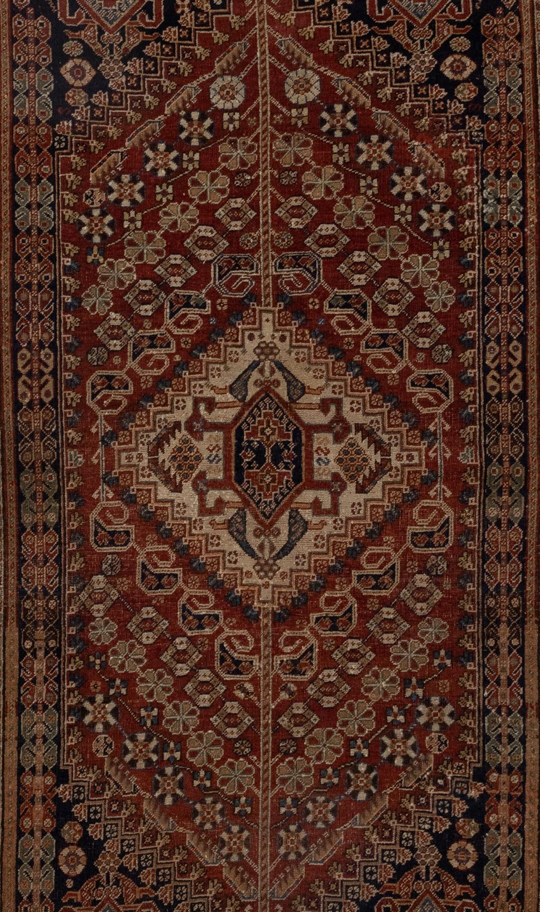 Antique Qashqai Tribal with Central Medallion Rug In Good Condition For Sale In Los Angeles, CA