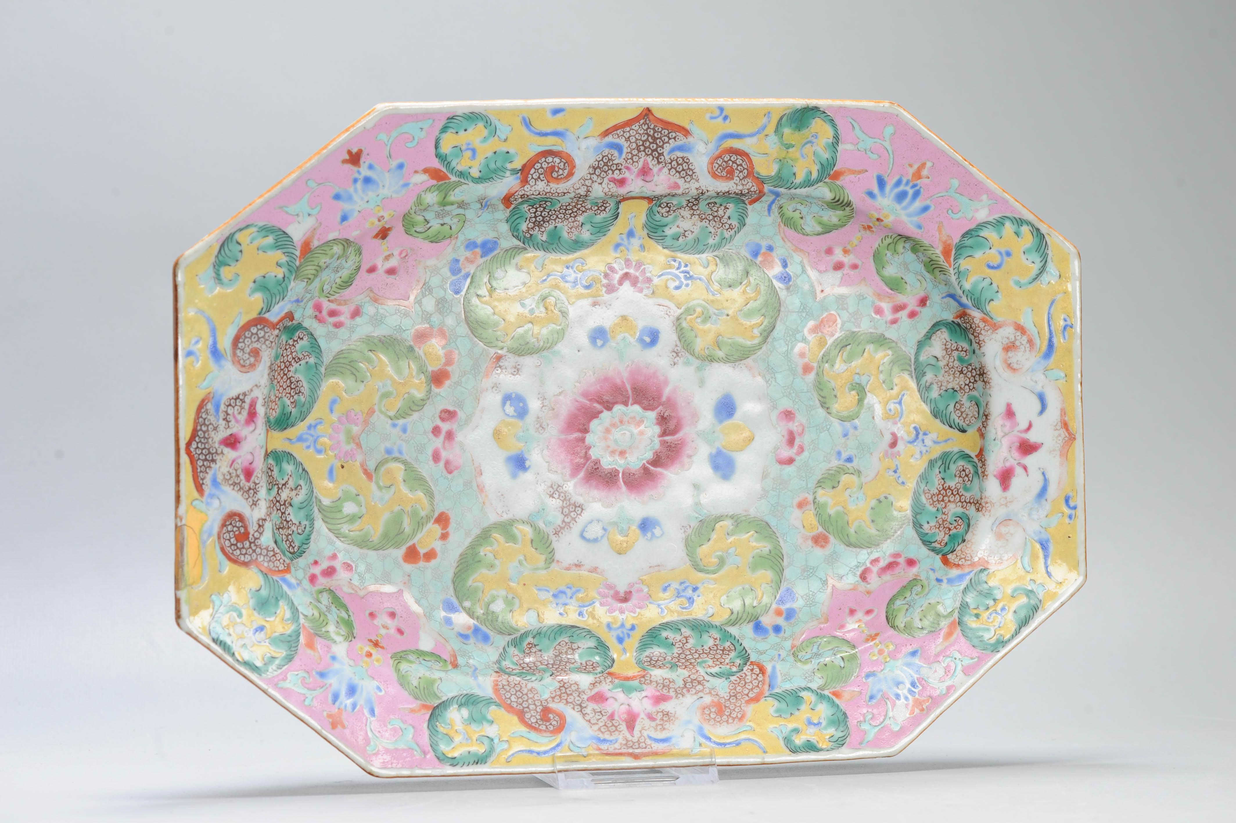 Antique Qianlong 18C Chinese Porcelain Famille Rose Fencai Serving Plate Flowers For Sale 8