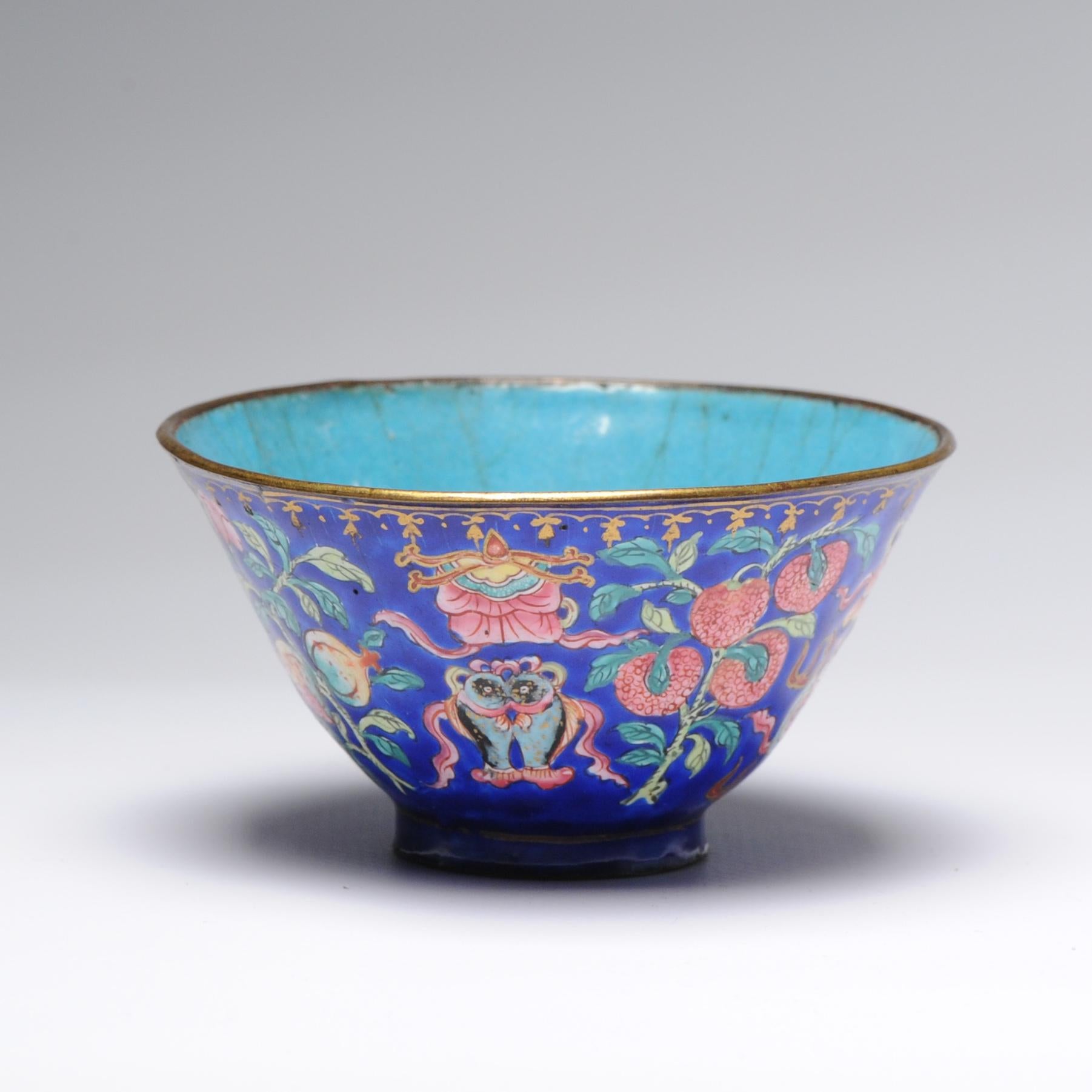 Description

A very nicely made piece of 18th century enamel on bronze. Canton Qianlong. Very colorfull and with Bajixiang and flowers.

Condition
Overall Condition crackled on the inside (small chip missing) and some tiny crackle lines outside