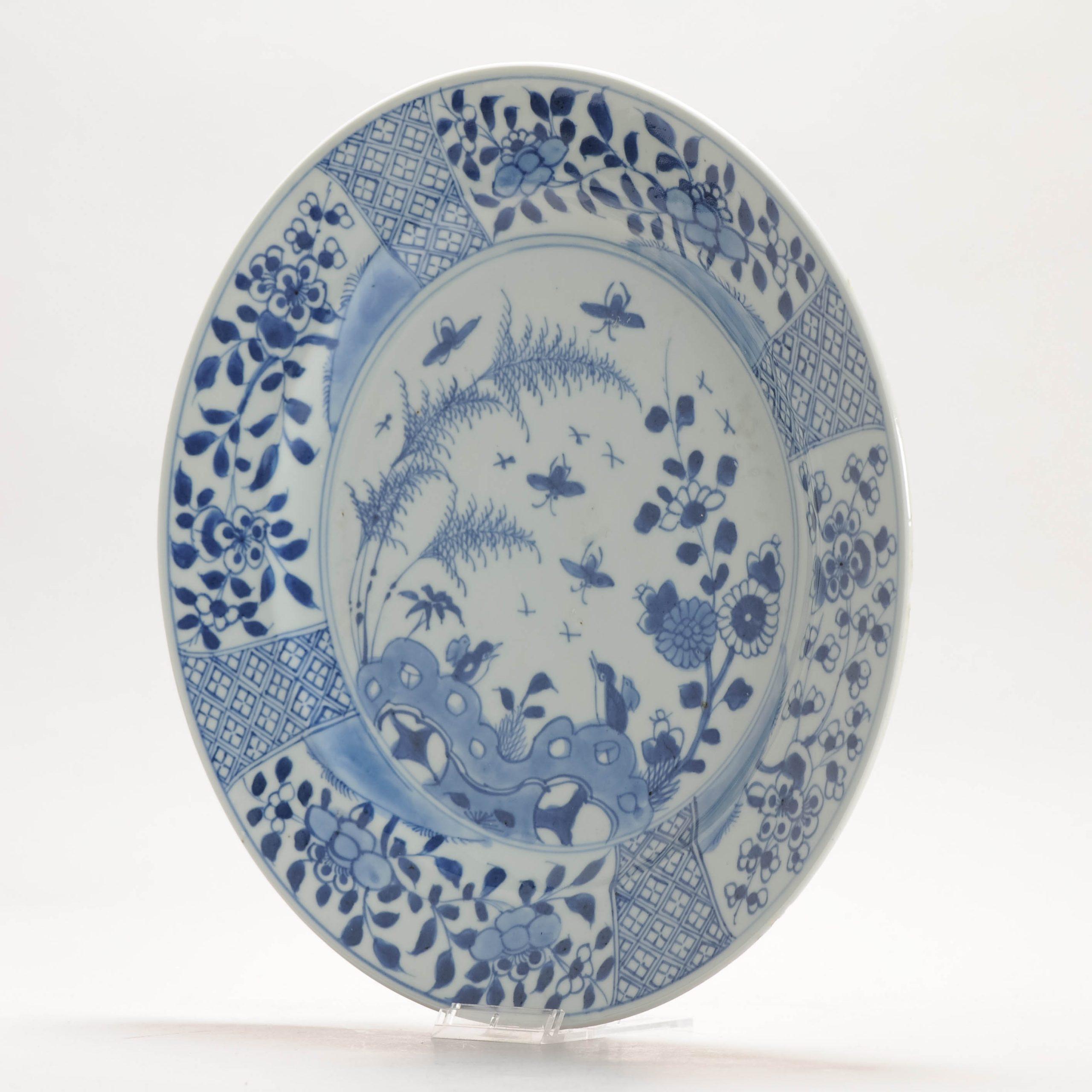 Antiguo Plato de Porcelana China del Periodo Qianlong Qing de Gran Tamaño, Siglo XVIII Chino en venta