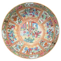 Antique Qing Chinese Famille Rose Canton Porcelain Bowl