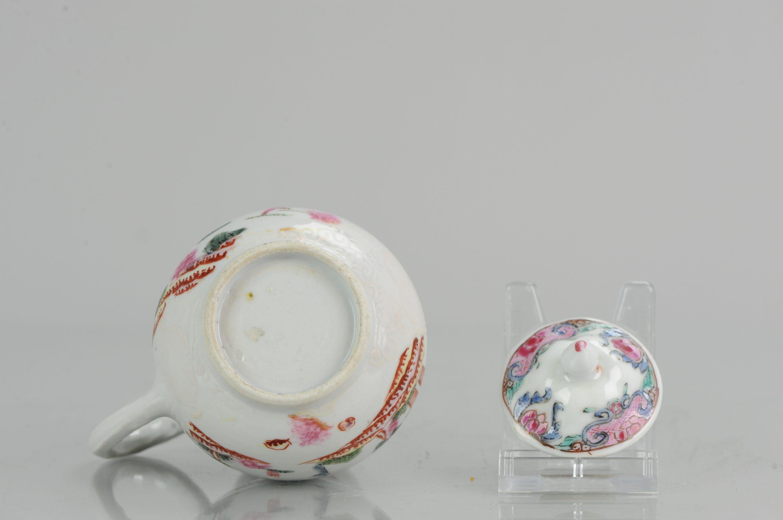 Ancienne porcelaine chinoise Qing Chine de Commande Creamer Fencai, 18 siècle Bon état - En vente à Amsterdam, Noord Holland