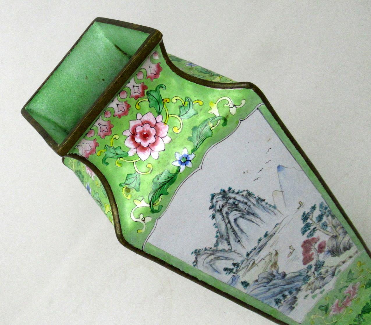 Antike Qing Dynasty Chinese Cantonese Emaille Tischlampe und Vase Gelb Grün im Angebot 6