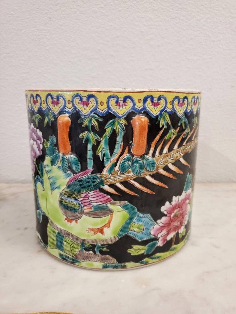 Antique Chinese Qing Dynasty Porcelain Famille Noir Covered Jar 3