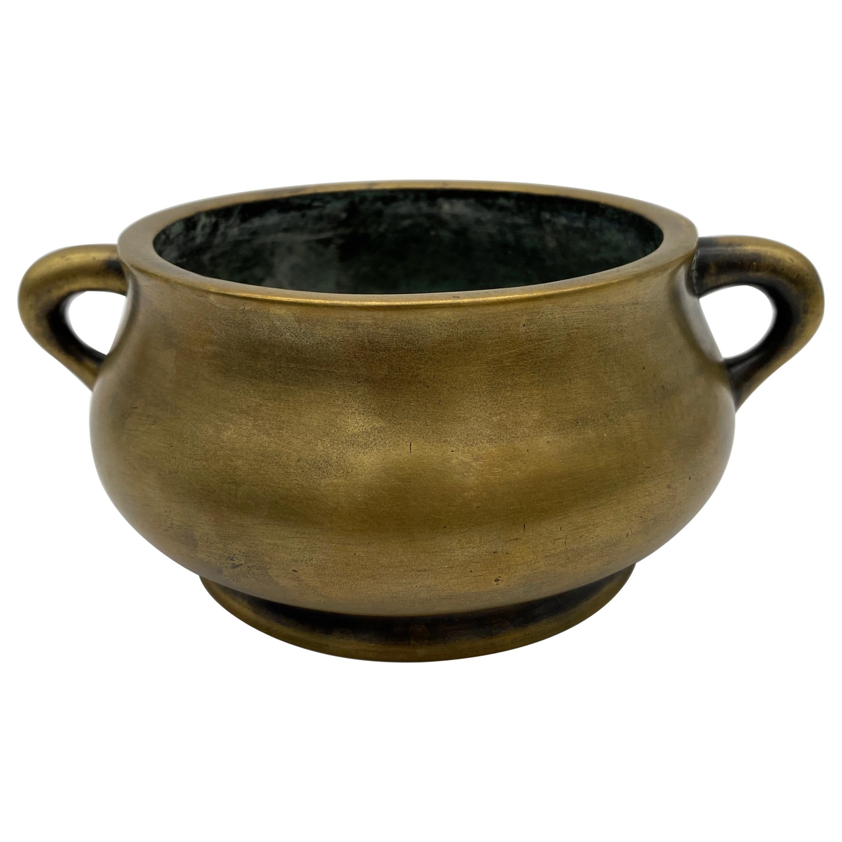 Antique Qing Dynasty Chinese Twin Handled Bronze Censer Xuande Marks to Base