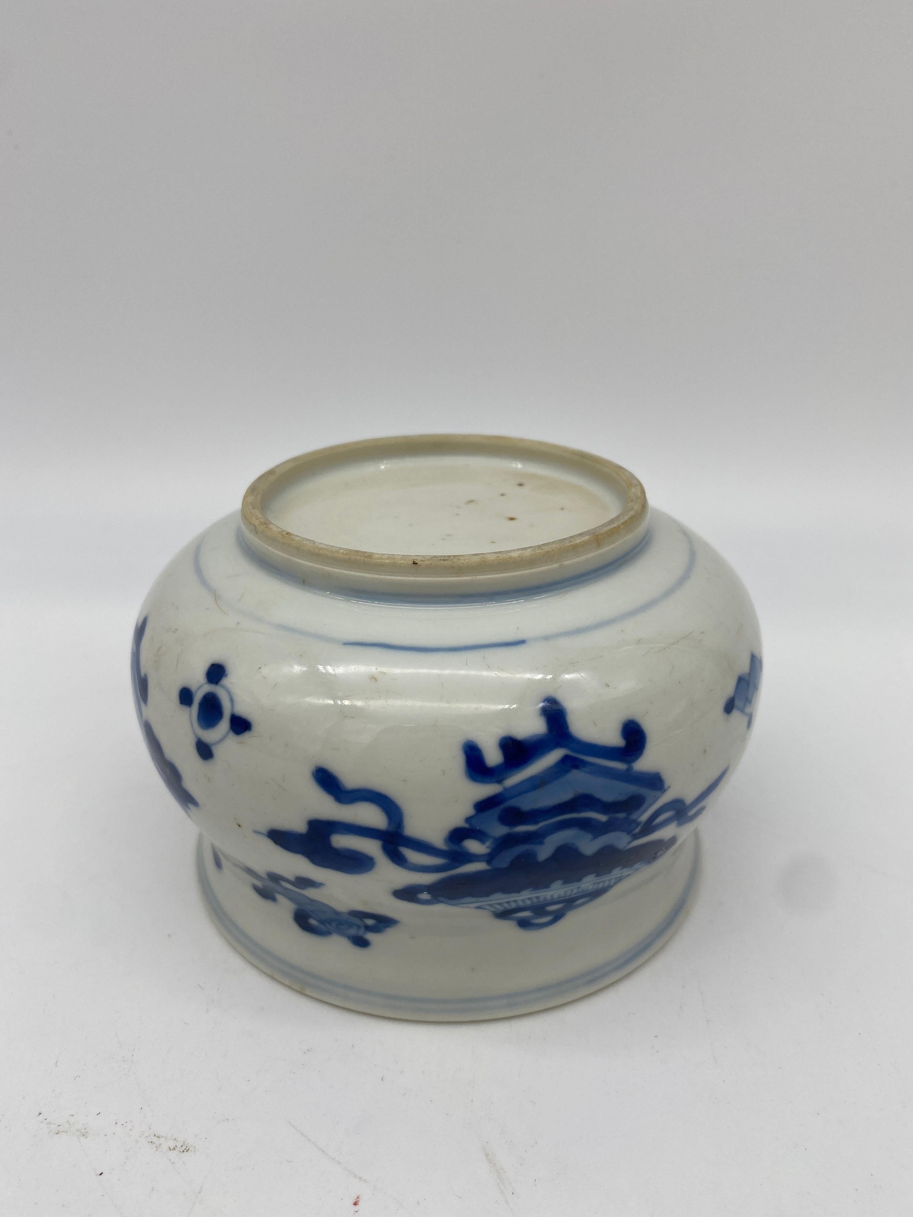 Antique Qing Dynasty Blue and White Chinese Porcelain Censer In Good Condition For Sale In Brea, CA