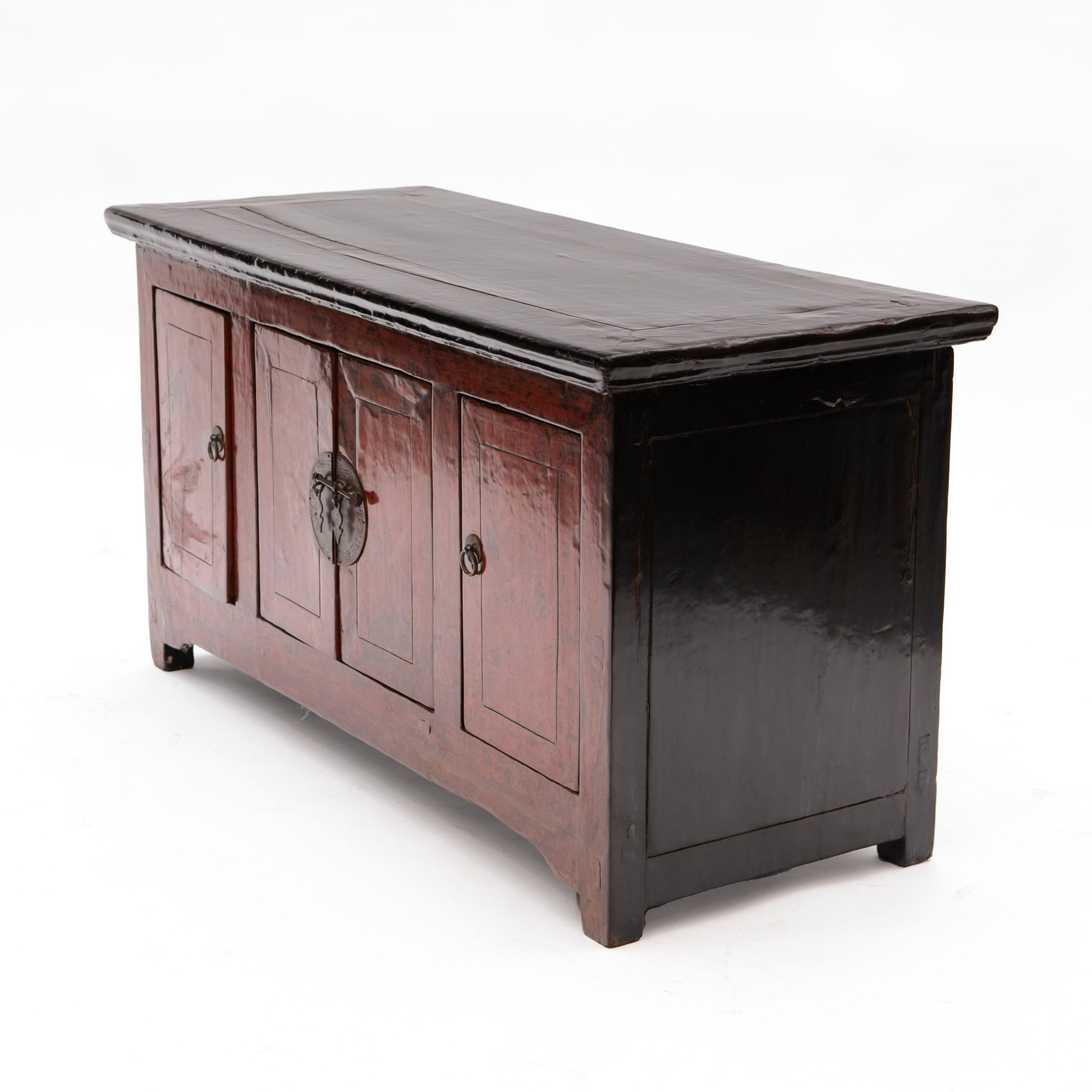 Qing Dynasty Low Red / Brow And Black Lacquered Sideboard For Sale 1