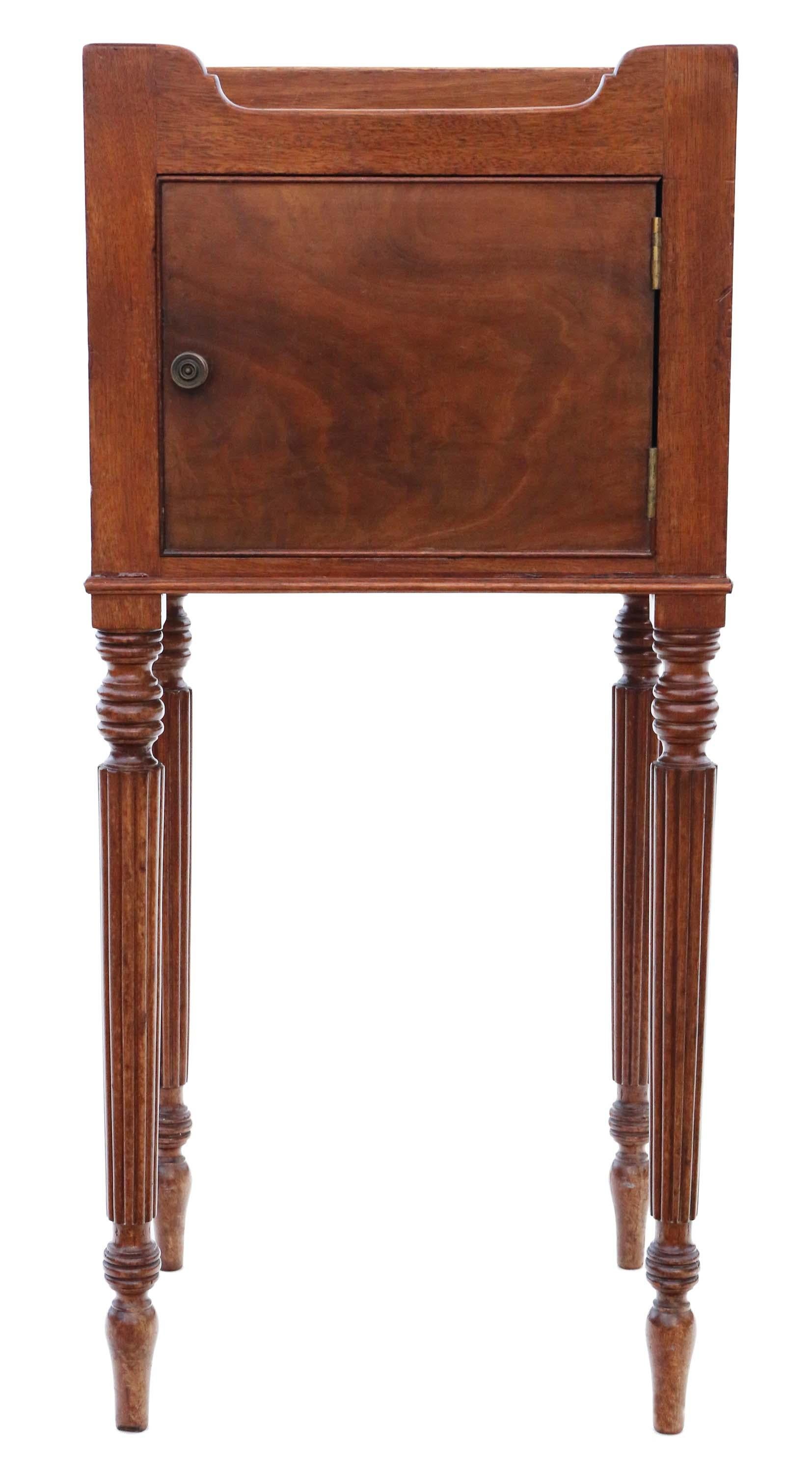 Antique quality 19th Century nightstand mahogany tray top washstand bedside tabl In Good Condition In Wisbech, Cambridgeshire