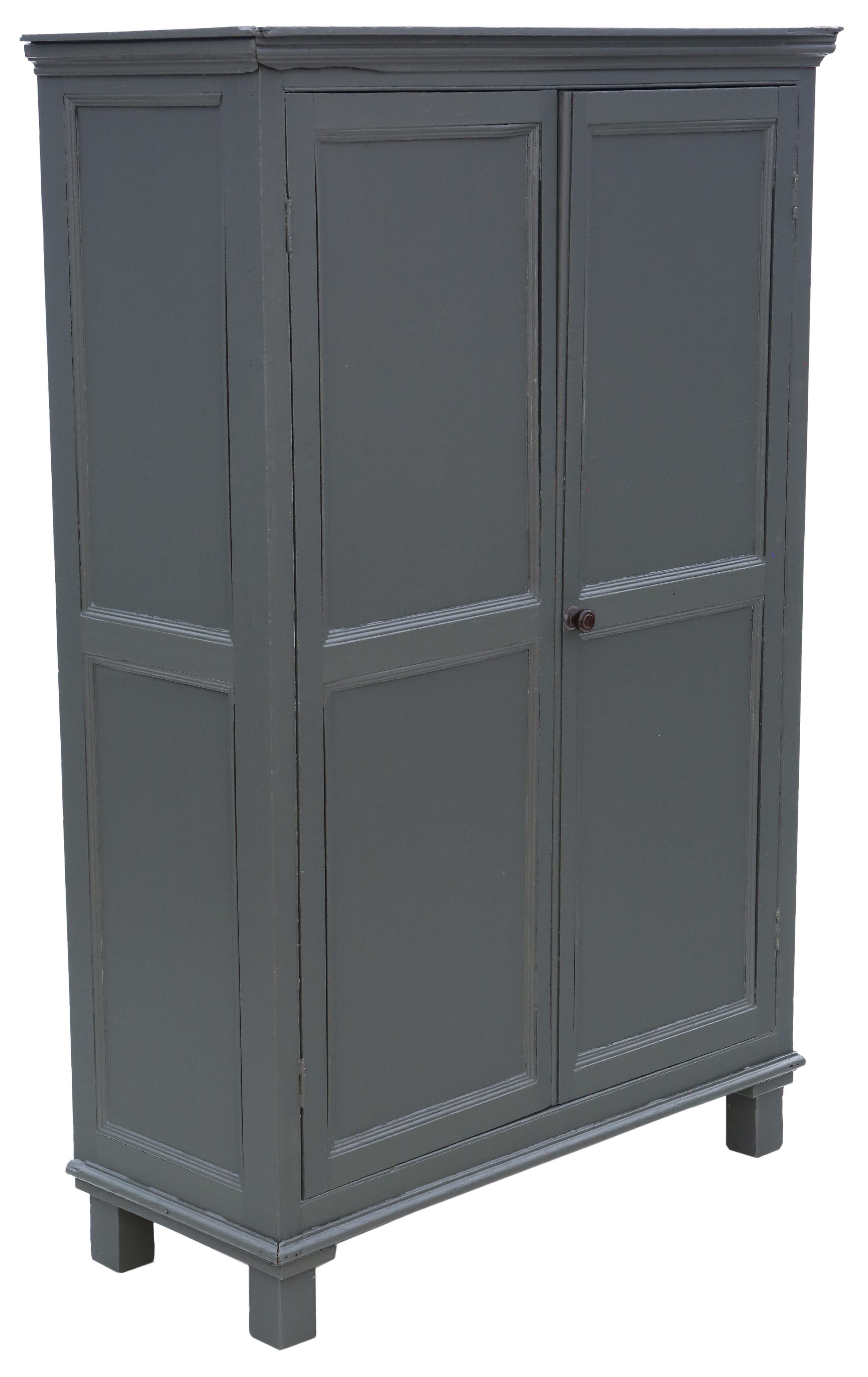 Antique quality 19th Century painted housekeeper's larder cupboard For Sale 1