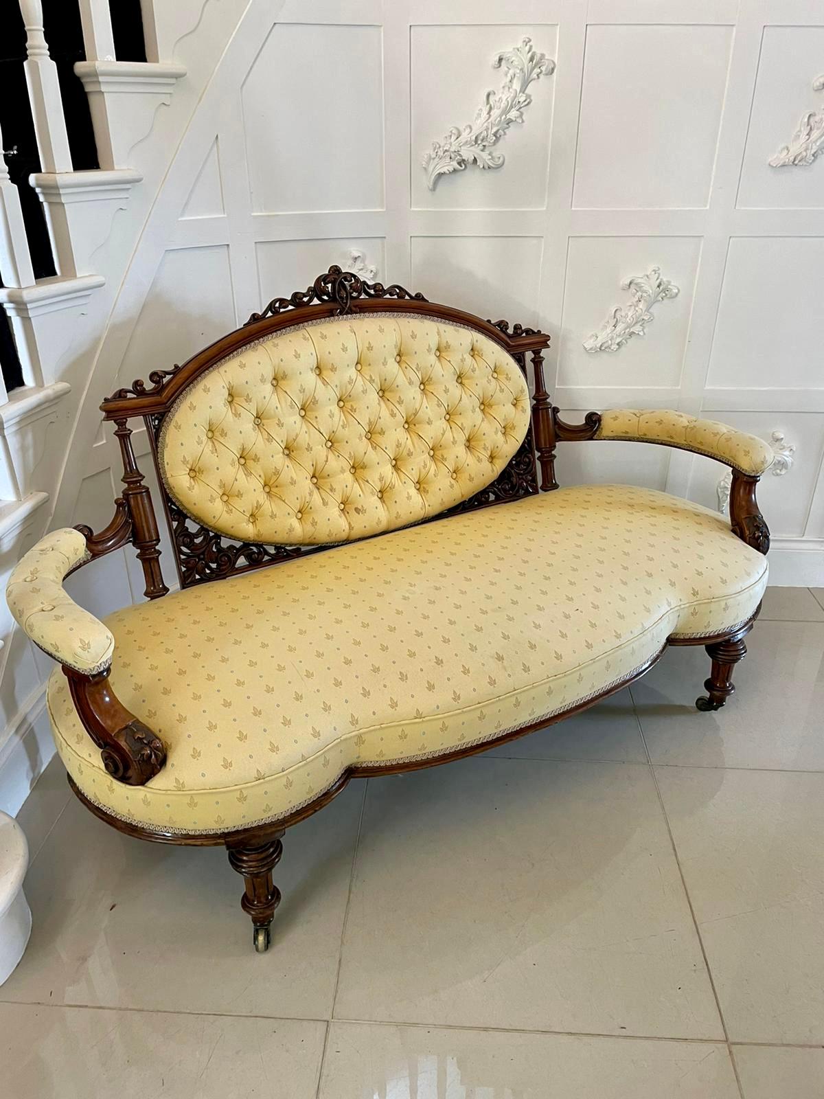 Antique Quality 19th Century Victorian Carved Walnut Settee at 1stDibs