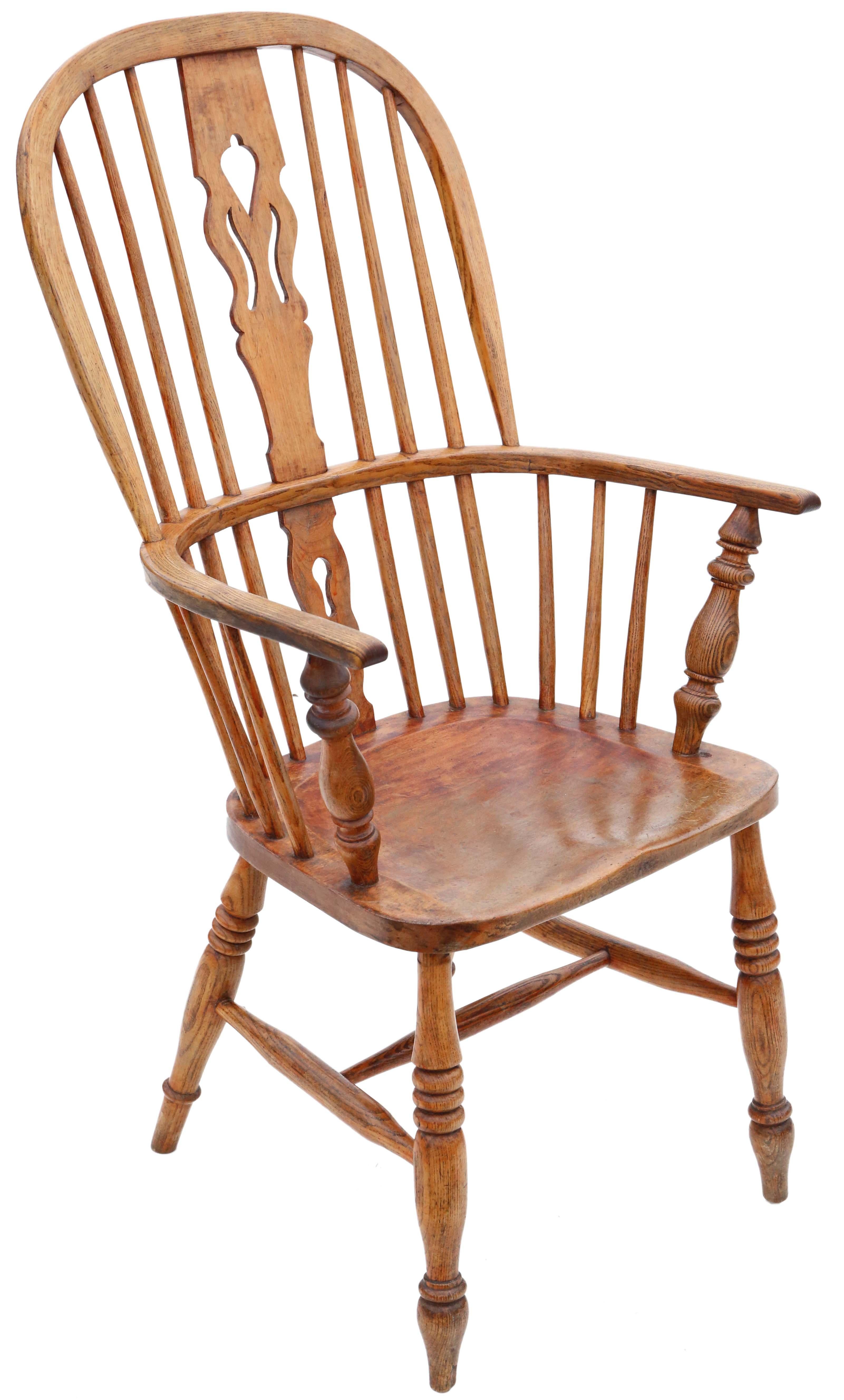 Antike Qualität 19. Jahrhundert Esche und Ulme Windsor Stuhl Esstisch Sessel. Seltene helle Farbe.

Solide und stark, ohne lose Verbindungen und ohne Holzwurm. Voller Alter, Charakter und Charme.

An der richtigen Stelle würde es großartig