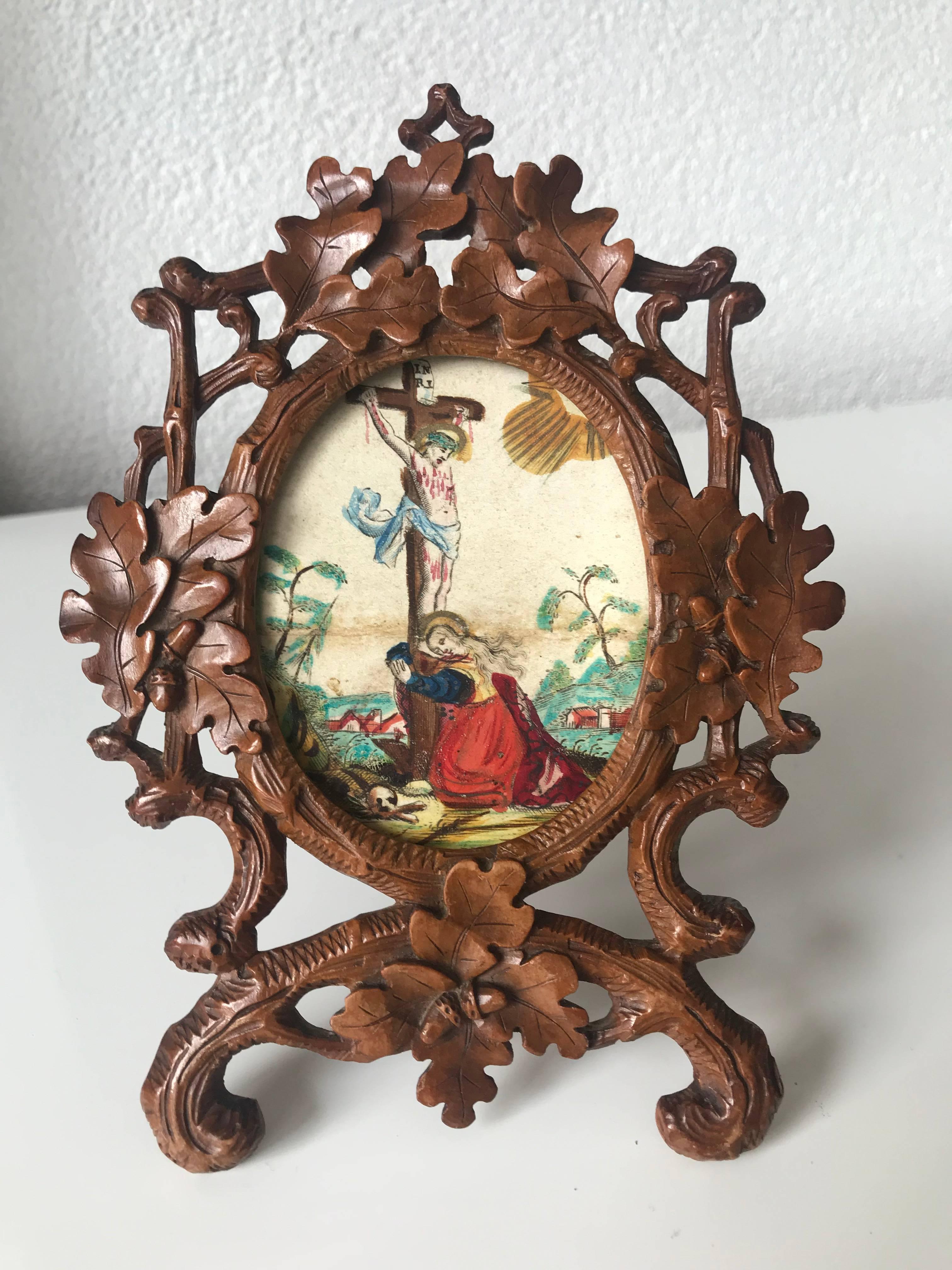 Small and beautiful quality, miniature picture frame.  

This miniature Black Forest picture frame is a real beauty and it is in mint condition. If you are a collector of Black Forest antiques then you may want to add this fine picture frame to