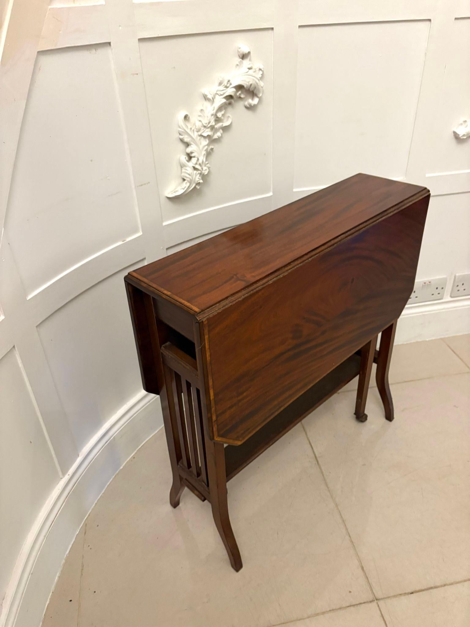 Anglais Table Sutherland en acajou marqueté de qualité ancienne, datant de l'époque édouardienne en vente