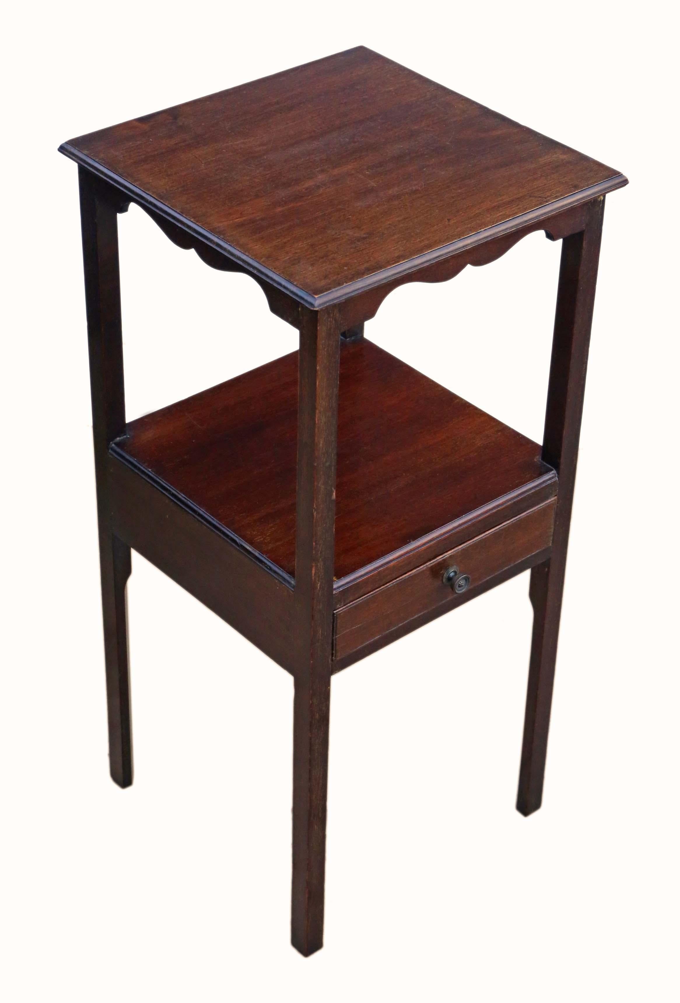 Wood Antique quality Georgian 19th Century mahogany bedside table chest washstand