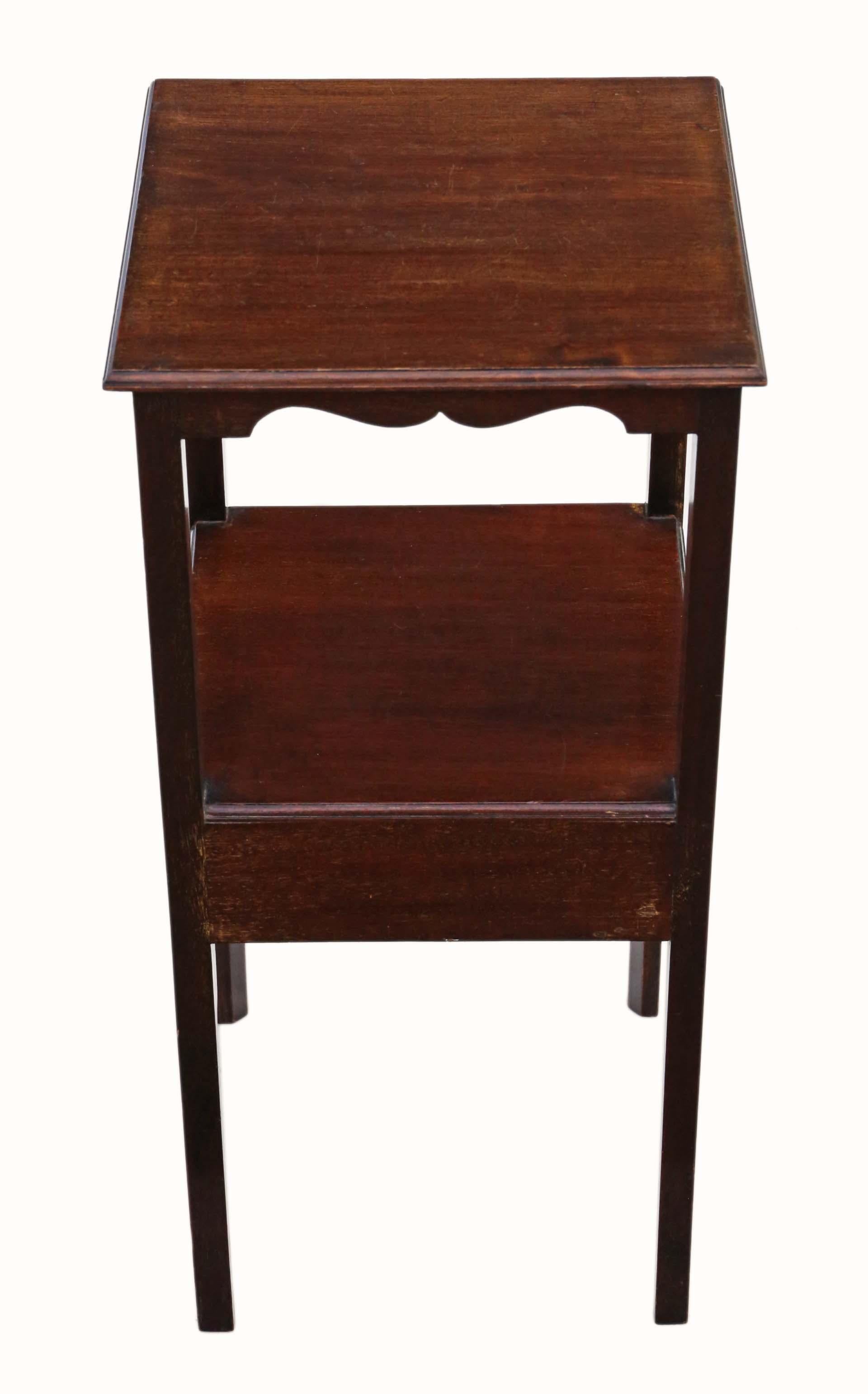 Antique quality Georgian 19th Century mahogany bedside table chest washstand 1