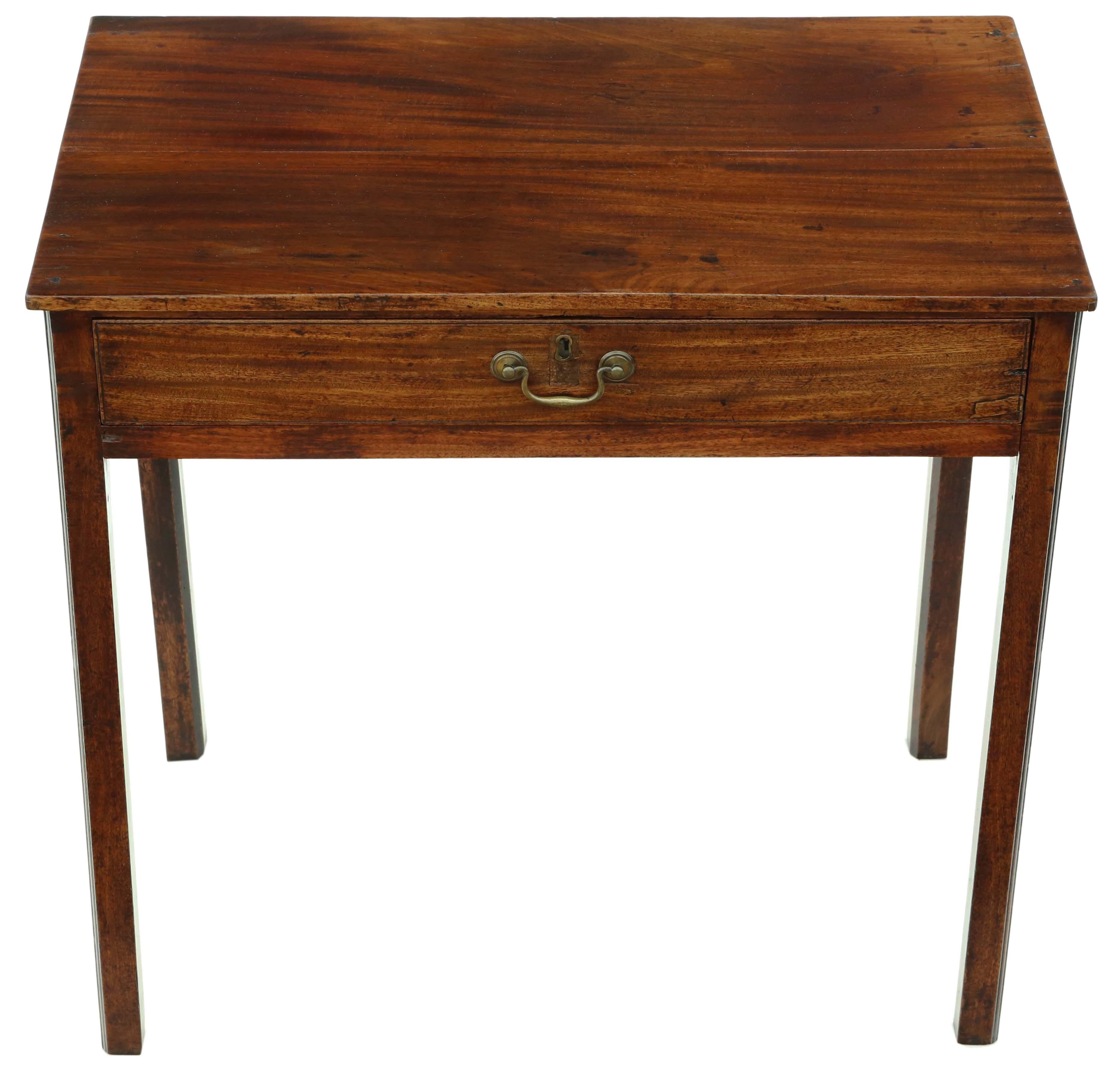 Antique quality late 18th Century mahogany writing side dressing table desk. Lovely age colour and patina.

No loose joints. Full of age, character and charm.

Would look great in the right location! A charming, elegant piece.

Overall maximum