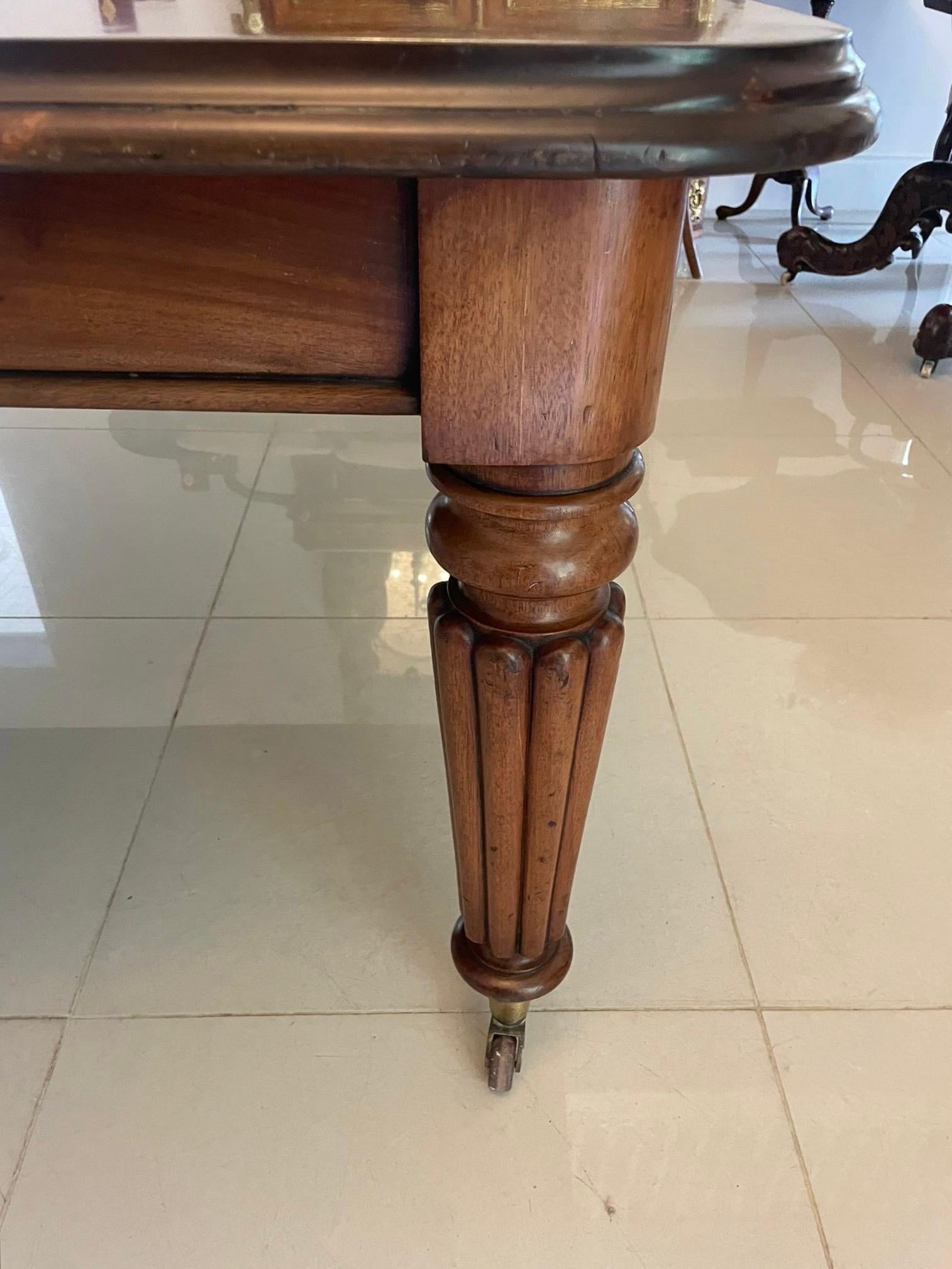 Antique Quality Mahogany 14 Seater Extending Dining Table 74.5 x 130 x 302cm 3
