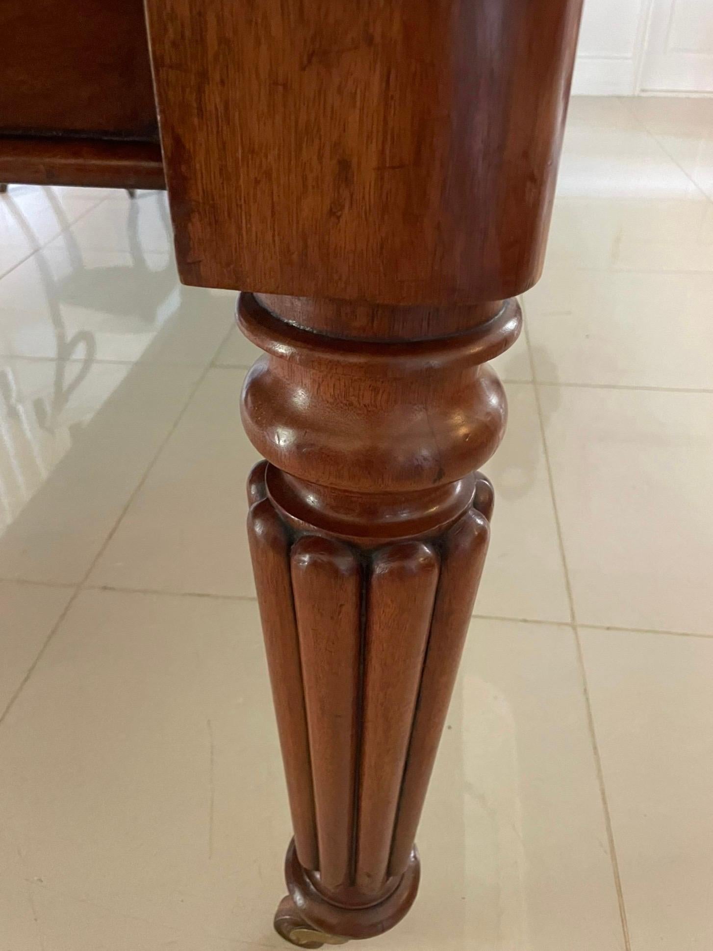 Antique Quality Mahogany 14 Seater Extending Dining Table 74.5 x 130 x 302cm 5