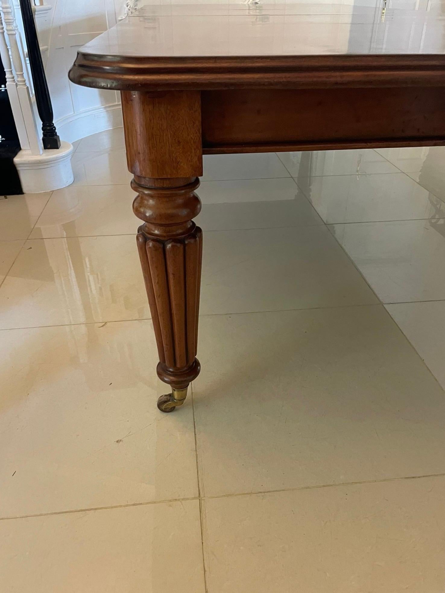 Antique Quality Mahogany 14 Seater Extending Dining Table 74.5 x 130 x 302cm 9