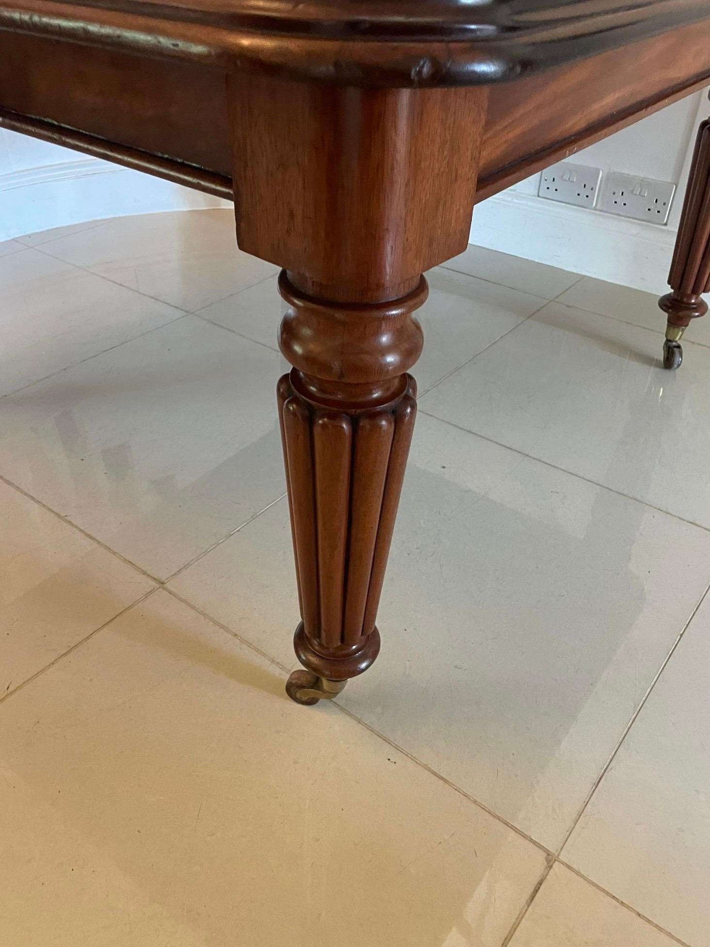 Antique Quality Mahogany 14 Seater Extending Dining Table 74.5 x 130 x 302cm 13
