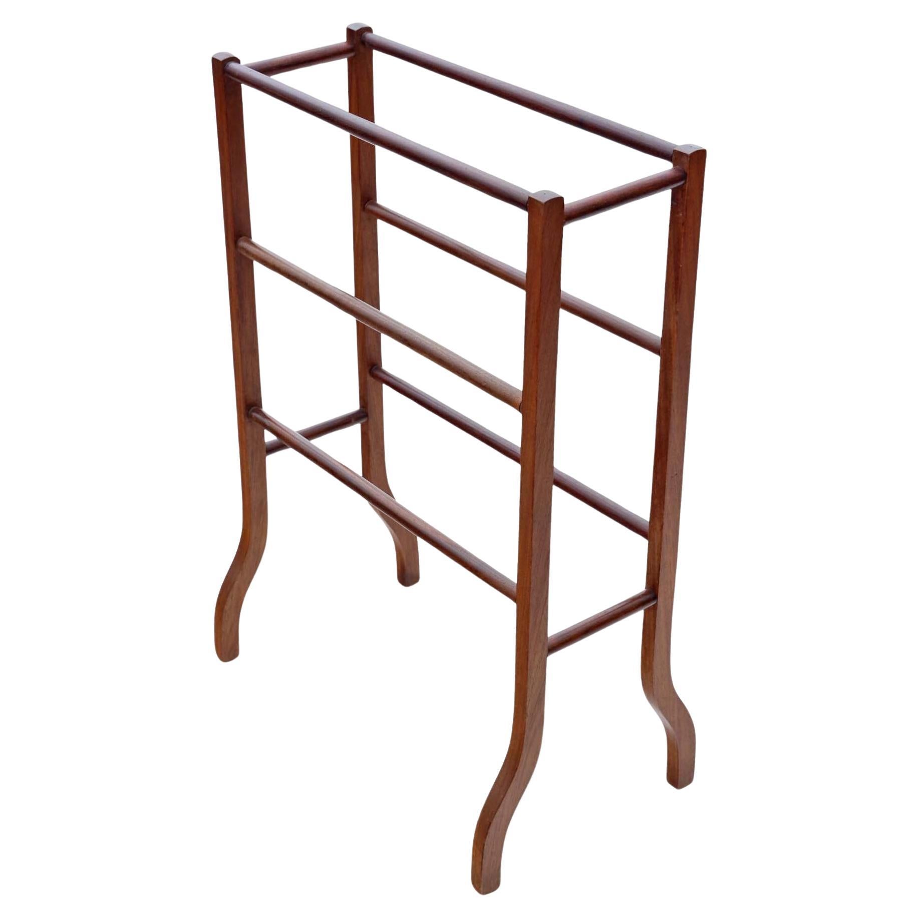 Antique quality mahogany C1900 towel rail stand Art Nouveau For Sale