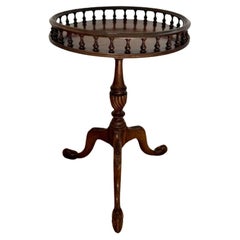 Antique quality mahogany circular lamp table