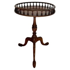 Antique quality mahogany circular lamp table 