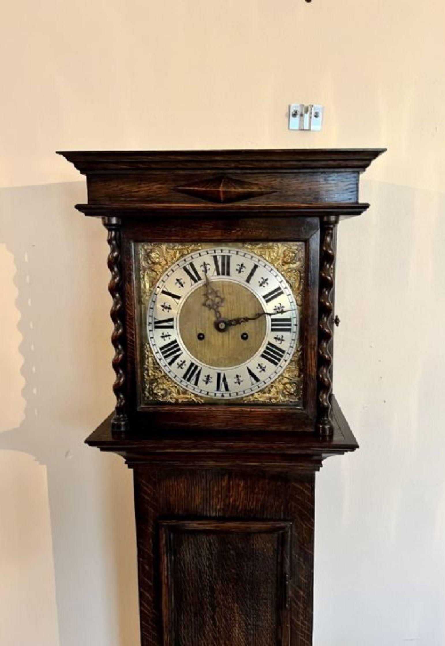 Horloge de grand-mère à cadran en laiton de qualité ancienne en Oak Oak  en vente 4