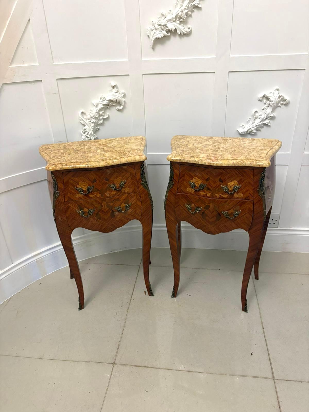 Coppia di comodini intarsiati in stile Luigi XV francese, di qualità antica in vendita 6